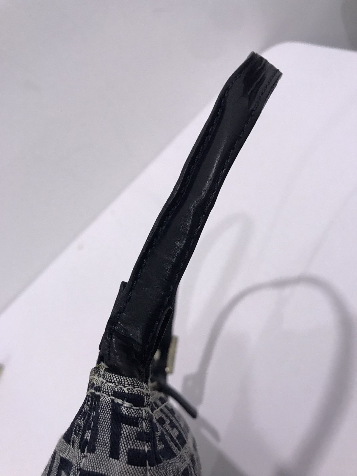 ❌Last Drop❌🔥Rare🔥Authentic Fendi FF Mini Handcarry bag