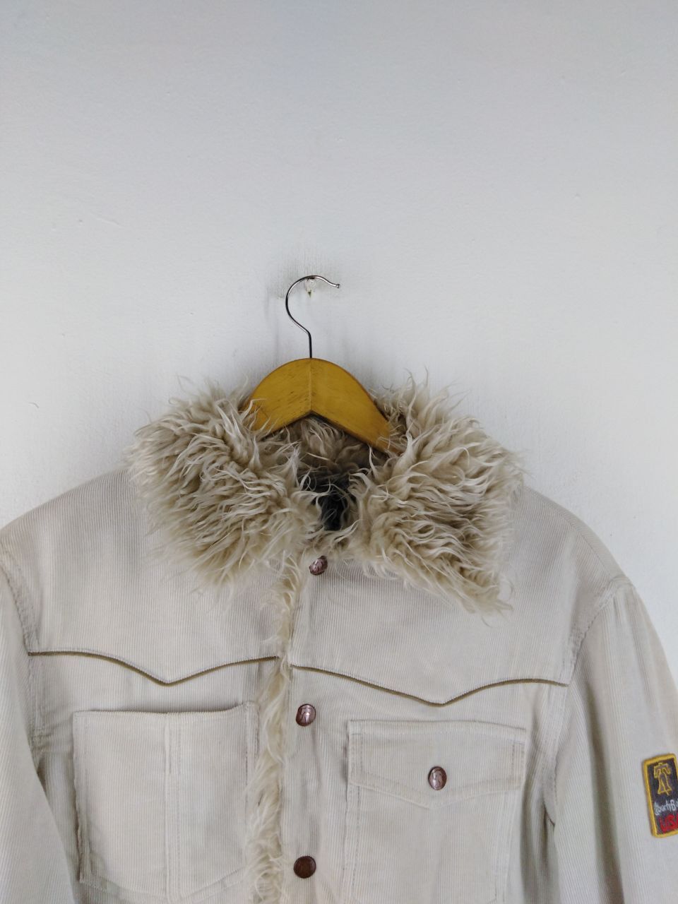 Liberty LIBERTY BELL FUR INSIDE BUTTON UP WHITE JACKET Size US M / EU 48-50 / 2 - 8 Thumbnail