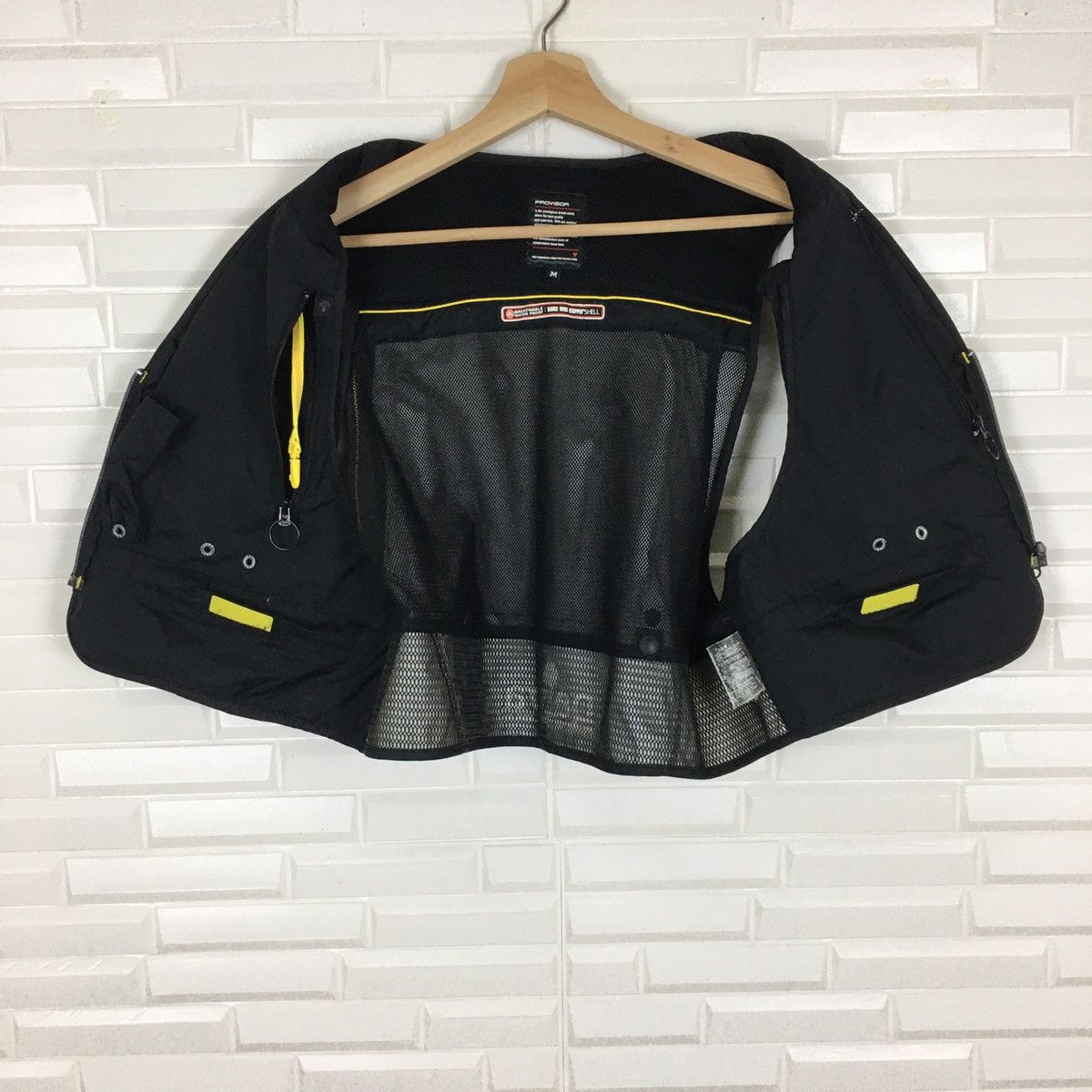 Japanese Brand Daiwa Multi Pocket Fishing Vest Size US M / EU 48-50 / 2 - 9 Thumbnail