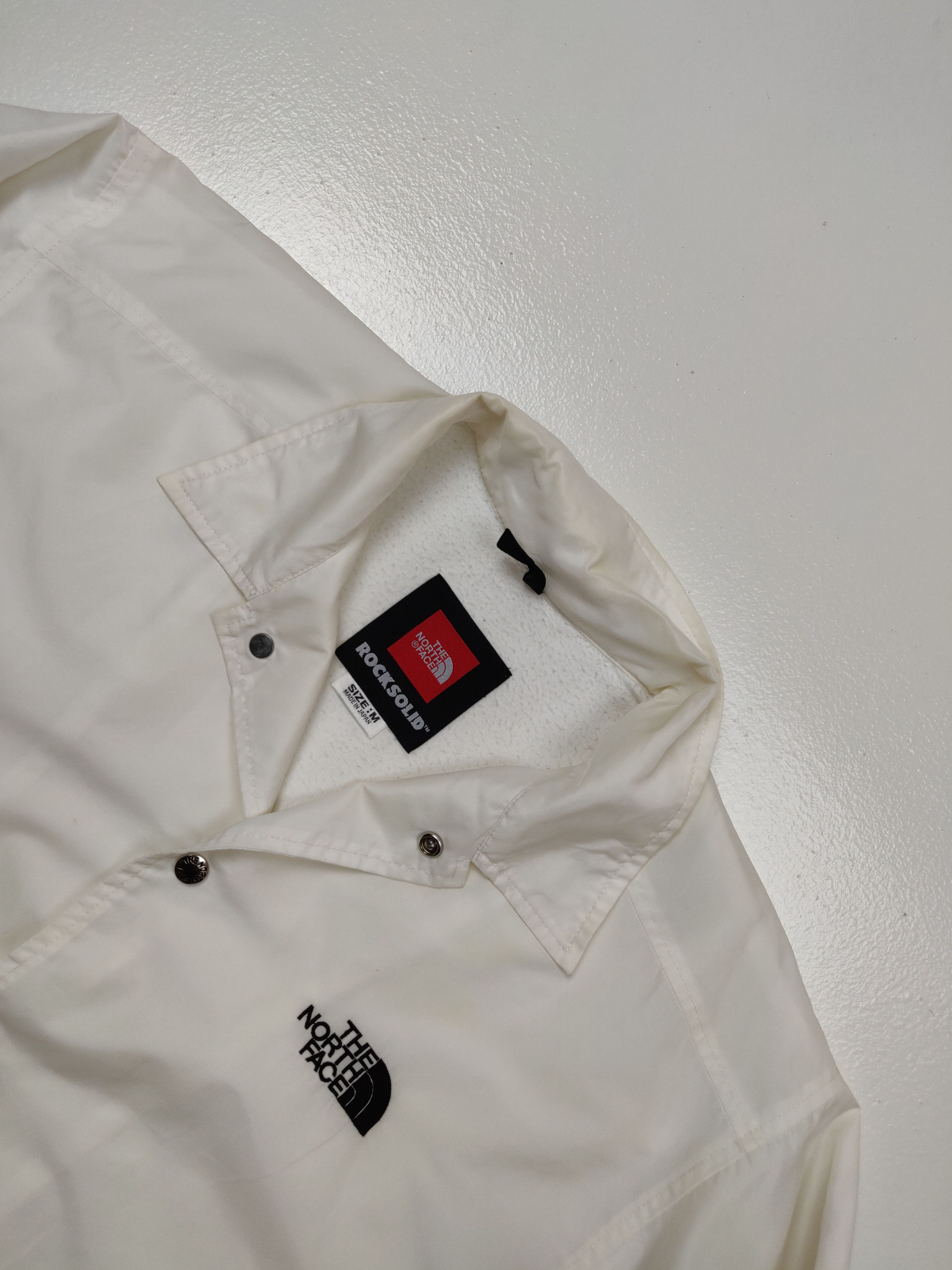 The North Face The North Face Rock Solid White Coach Jacket Outerwear Size US M / EU 48-50 / 2 - 3 Thumbnail