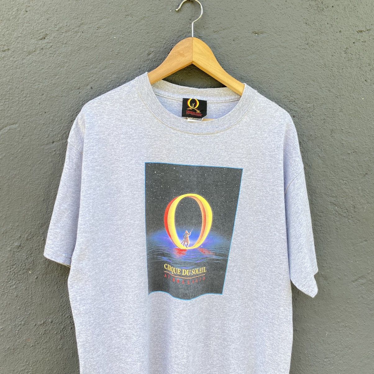 Vintage 🔥RARE🔥Vintage Y2K Cirque Du Soleil ERD GRUNGE TEE Size US L / EU 52-54 / 3 - 1 Thumbnail