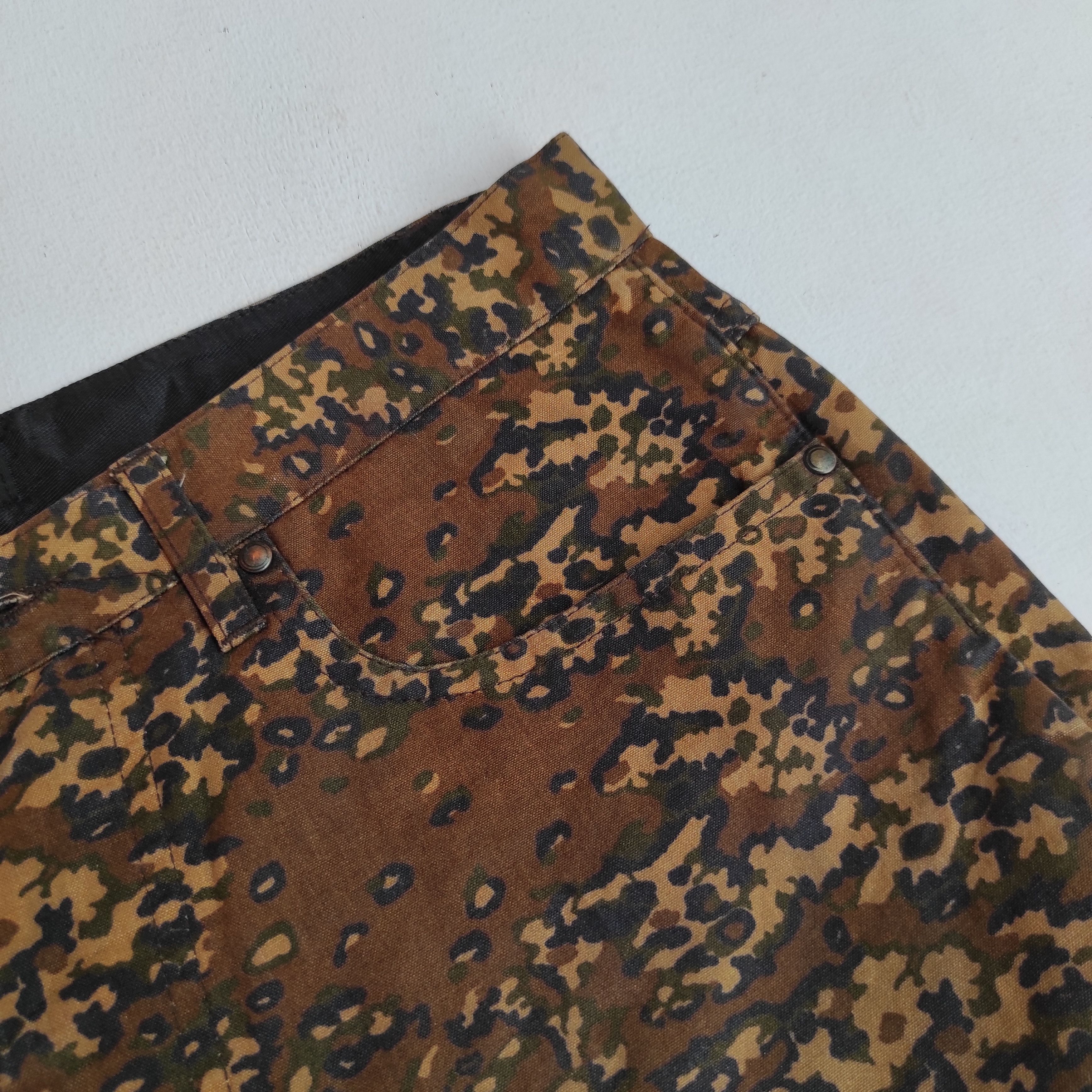 A.P.C. A.P.C Leopard Pants Wax Cotton Nice Design Size US 28 / EU 44 - 12 Thumbnail