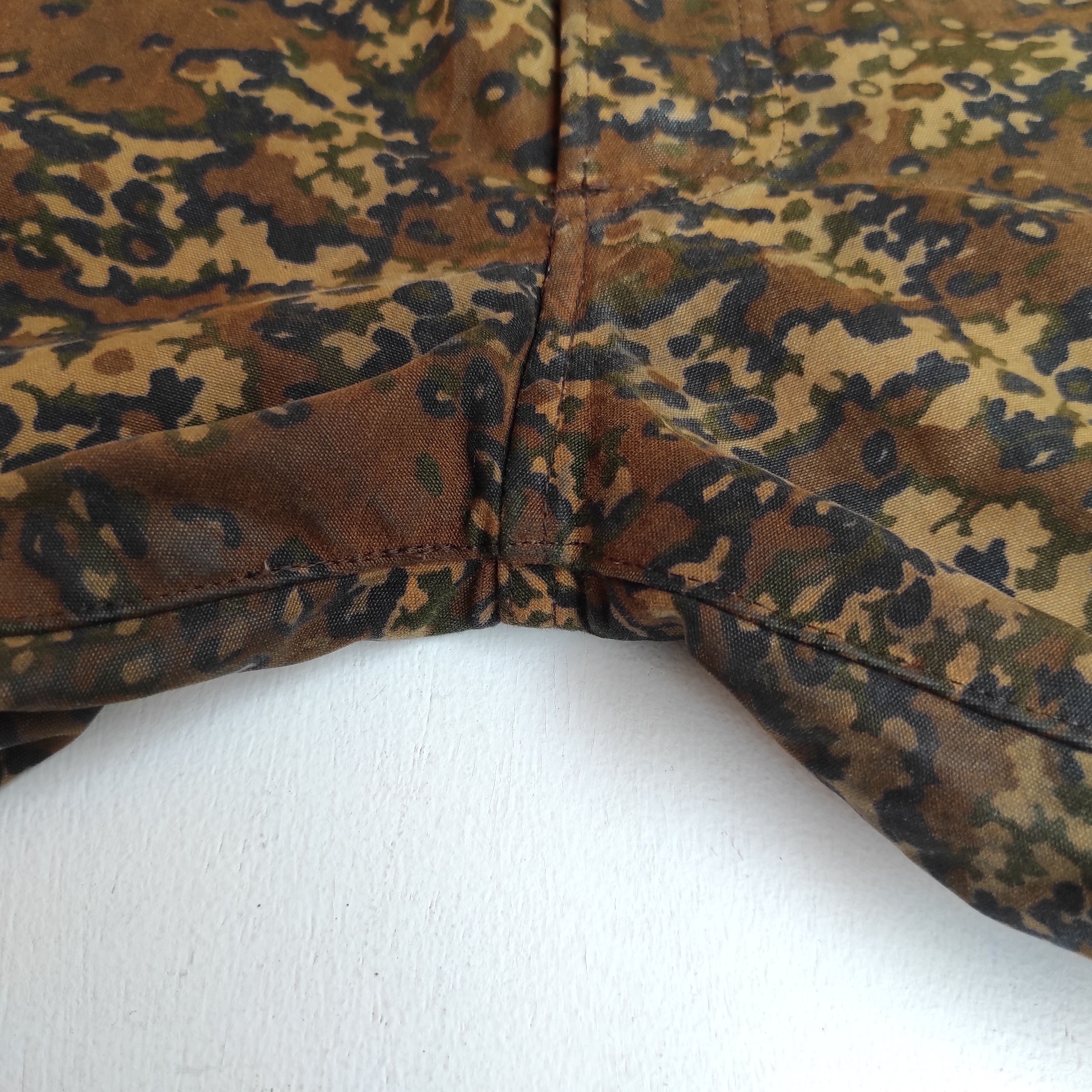 A.P.C. A.P.C Leopard Pants Wax Cotton Nice Design Size US 28 / EU 44 - 13 Thumbnail