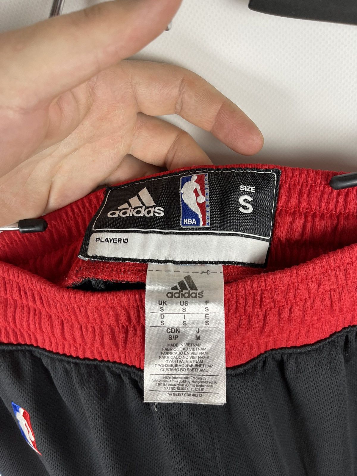 Adidas Adidas Chicago Bulls vintage nba basketball jersey shorts Size US 30 / EU 46 - 7 Thumbnail