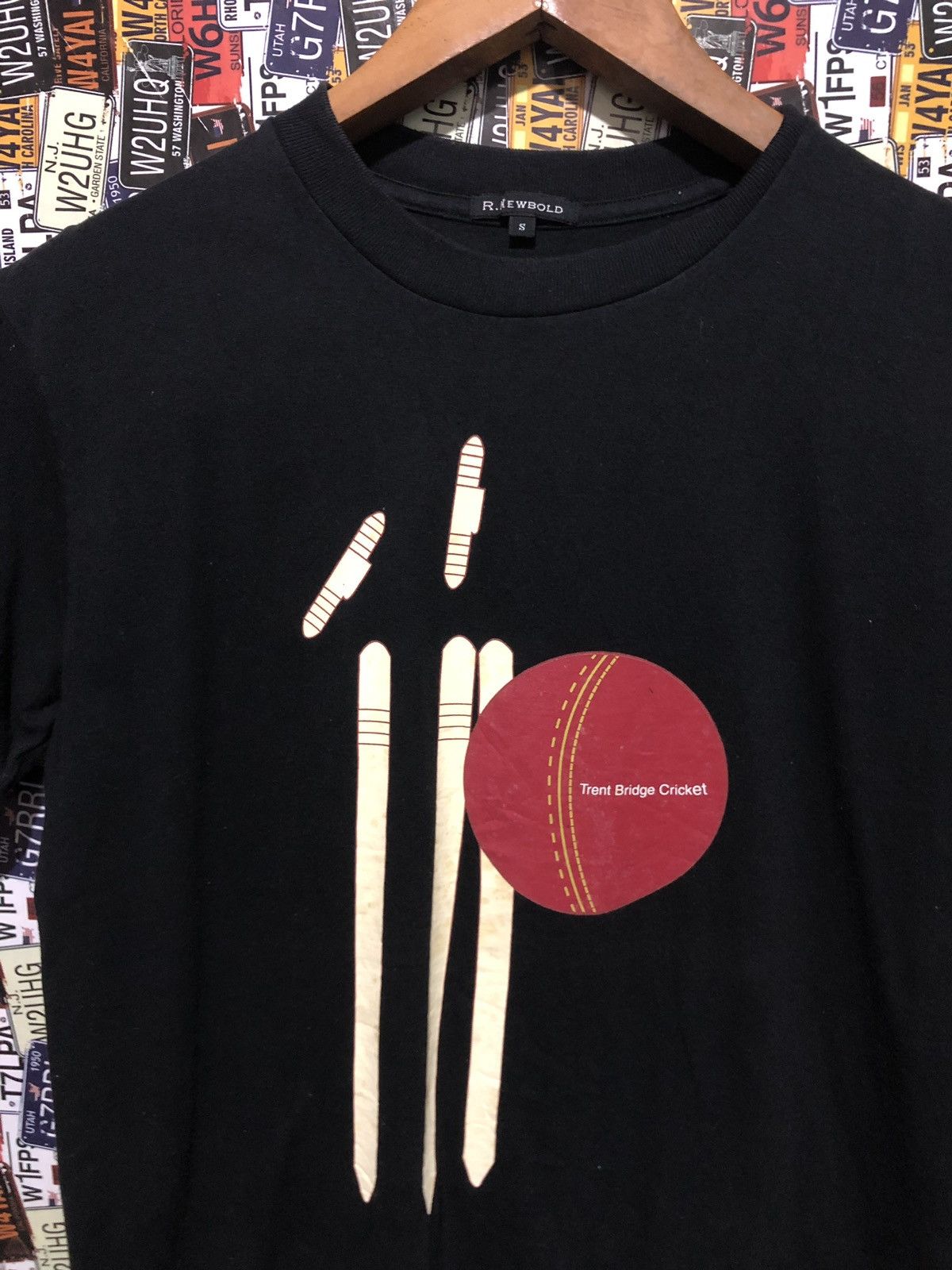 Designer × Paul Smith × R.Newbold R.Newbold Born in Britain T shirt Size US S / EU 44-46 / 1 - 2 Thumbnail