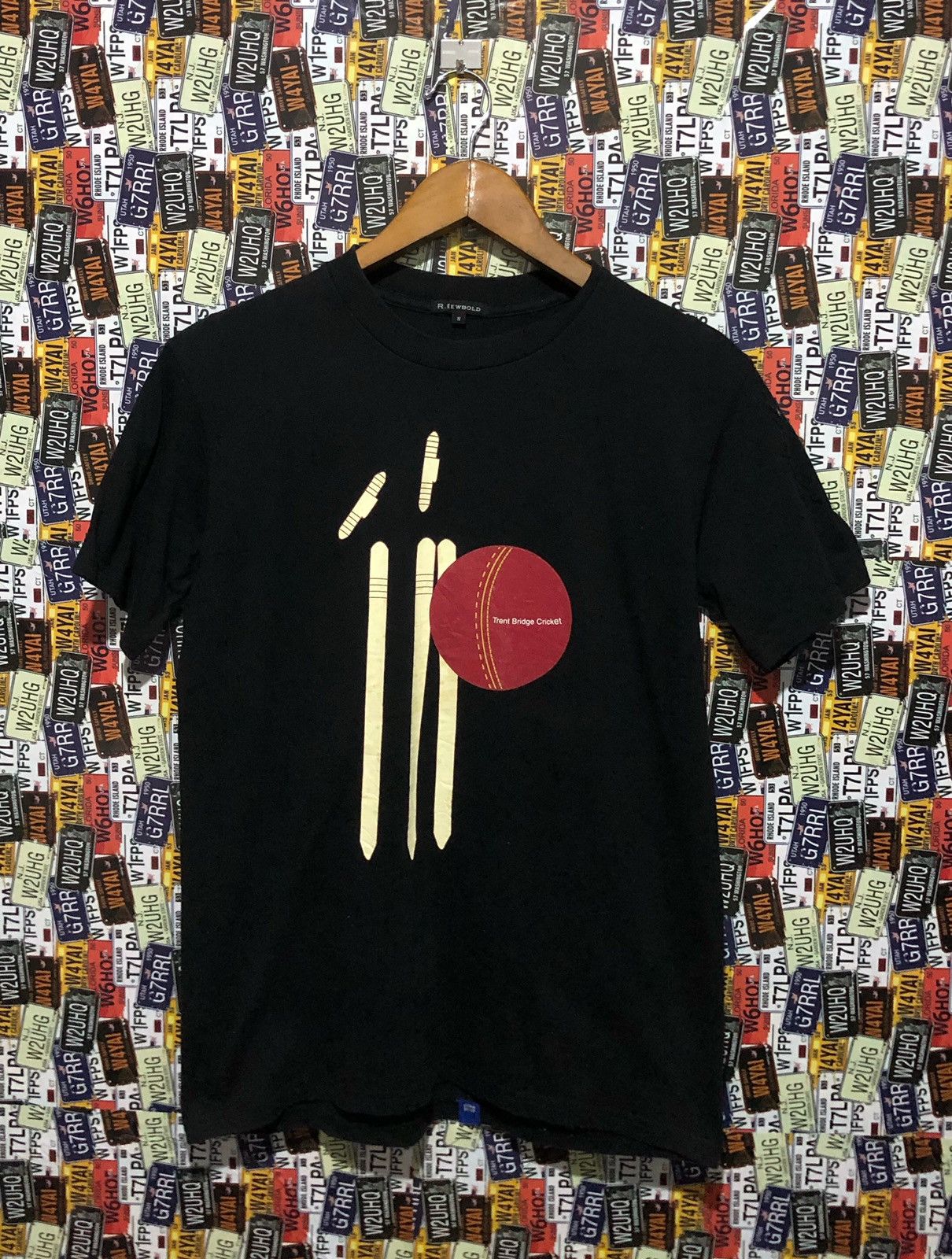Designer × Paul Smith × R.Newbold R.Newbold Born in Britain T shirt Size US S / EU 44-46 / 1 - 1 Thumbnail