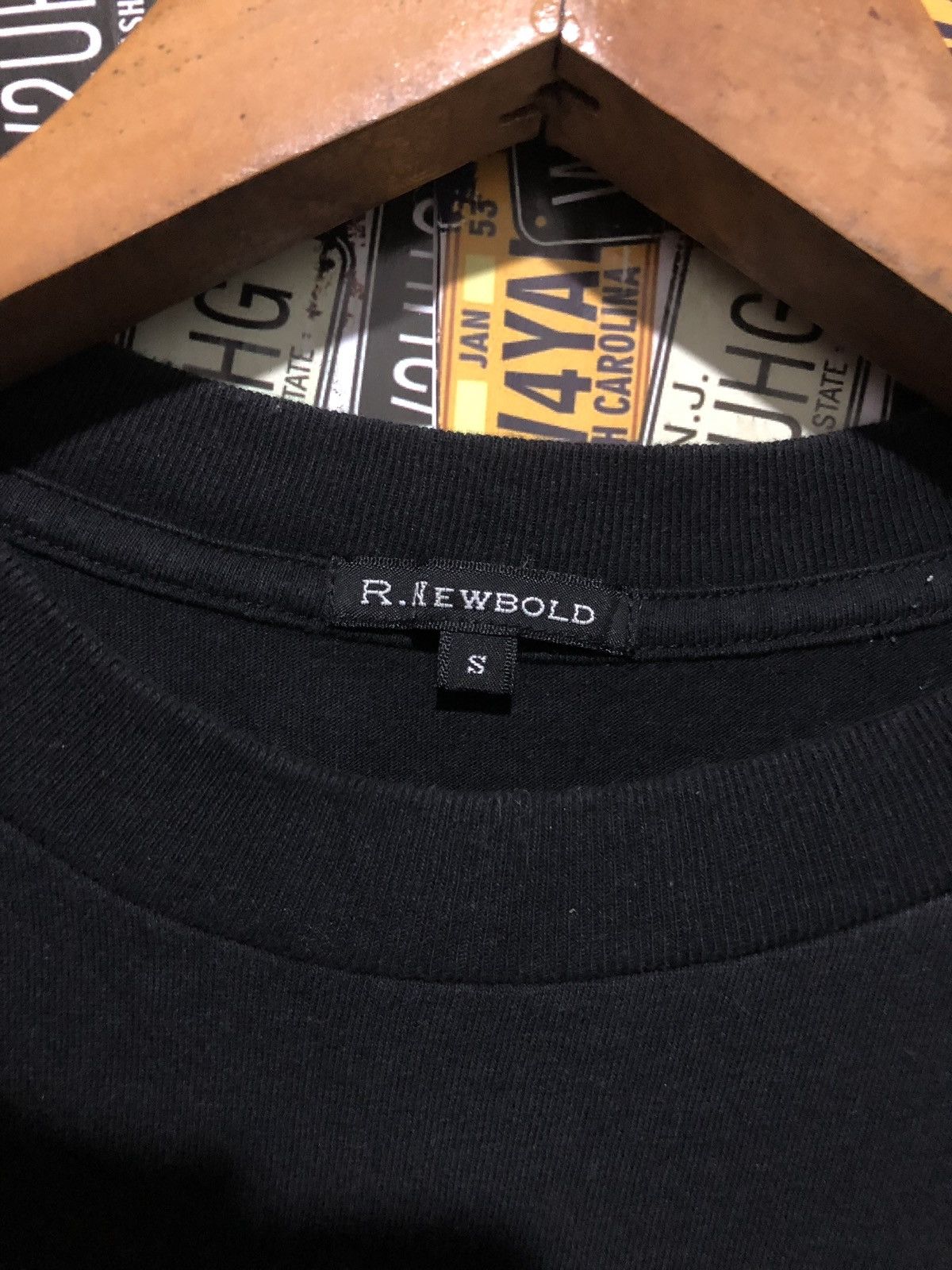 Designer × Paul Smith × R.Newbold R.Newbold Born in Britain T shirt Size US S / EU 44-46 / 1 - 5 Thumbnail