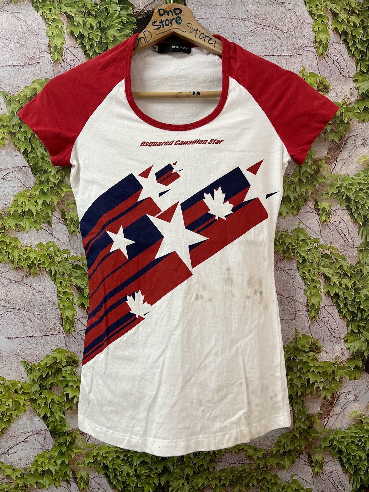 Designer VINTAGE DSQUARED2 CANADIAN STAR TEE VERY RARE Size S / US 4 / IT 40 - 1 Thumbnail