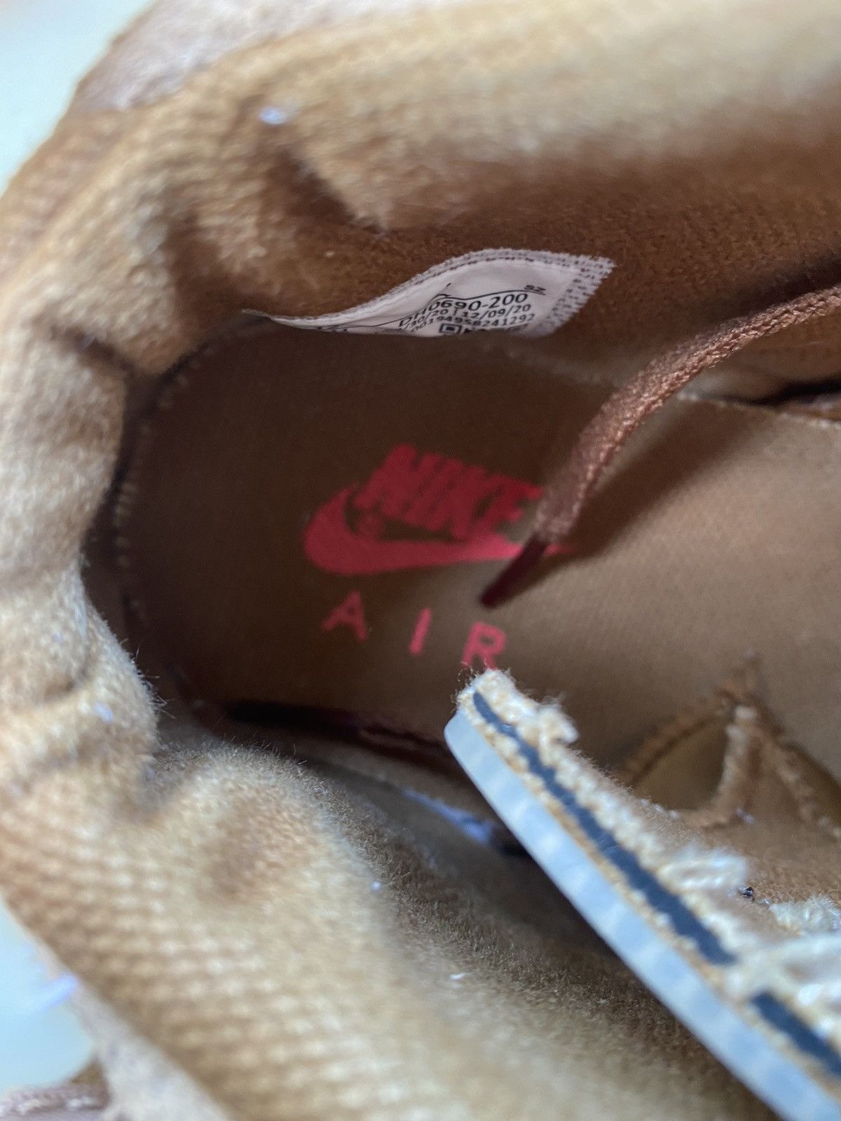 Jordan Brand × Travis Scott Jordan 6 Travis Scott British Khaki size 12 VNDS Size US 12 / EU 45 - 6 Thumbnail