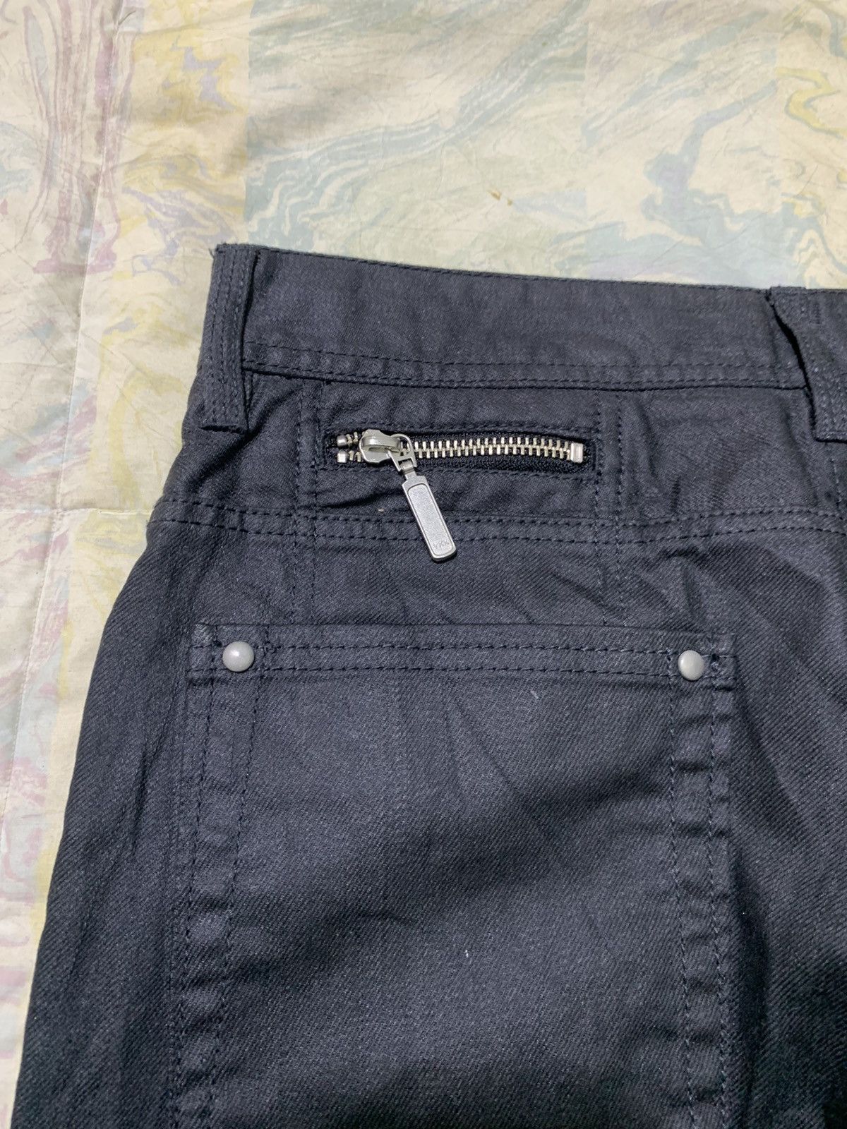 Comme Ca Ism Comme ca ism stretchable waxed pants Size US 31 - 10 Thumbnail