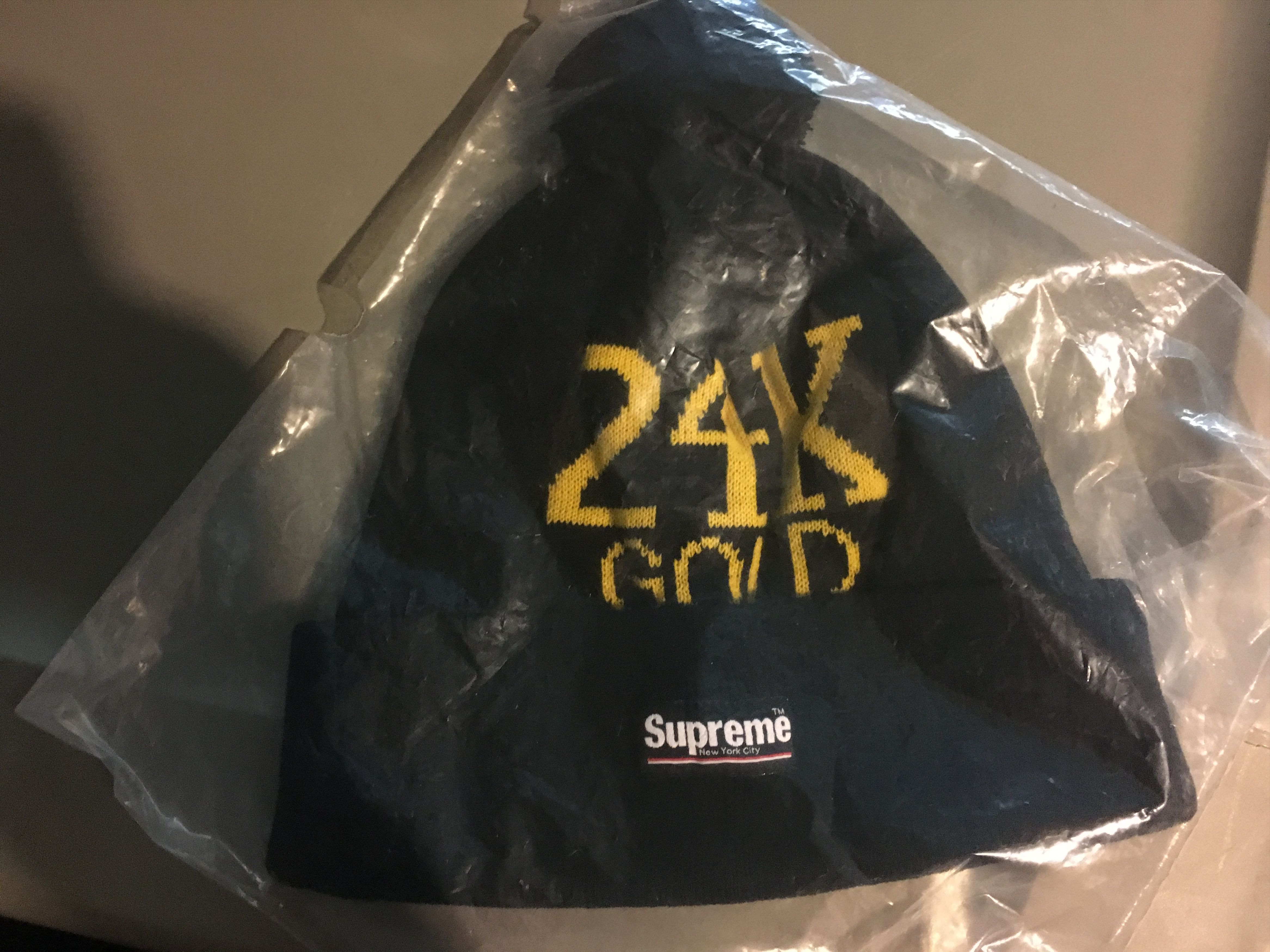 Supreme Supreme 24k Gold Beanie Size ONE SIZE - 1 Preview