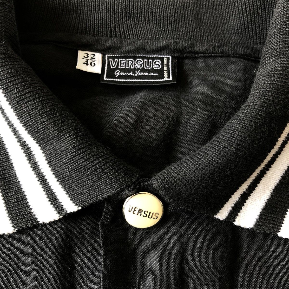 Versace Versace Tapped Versus LS Polos Size US S / EU 44-46 / 1 - 5 Thumbnail
