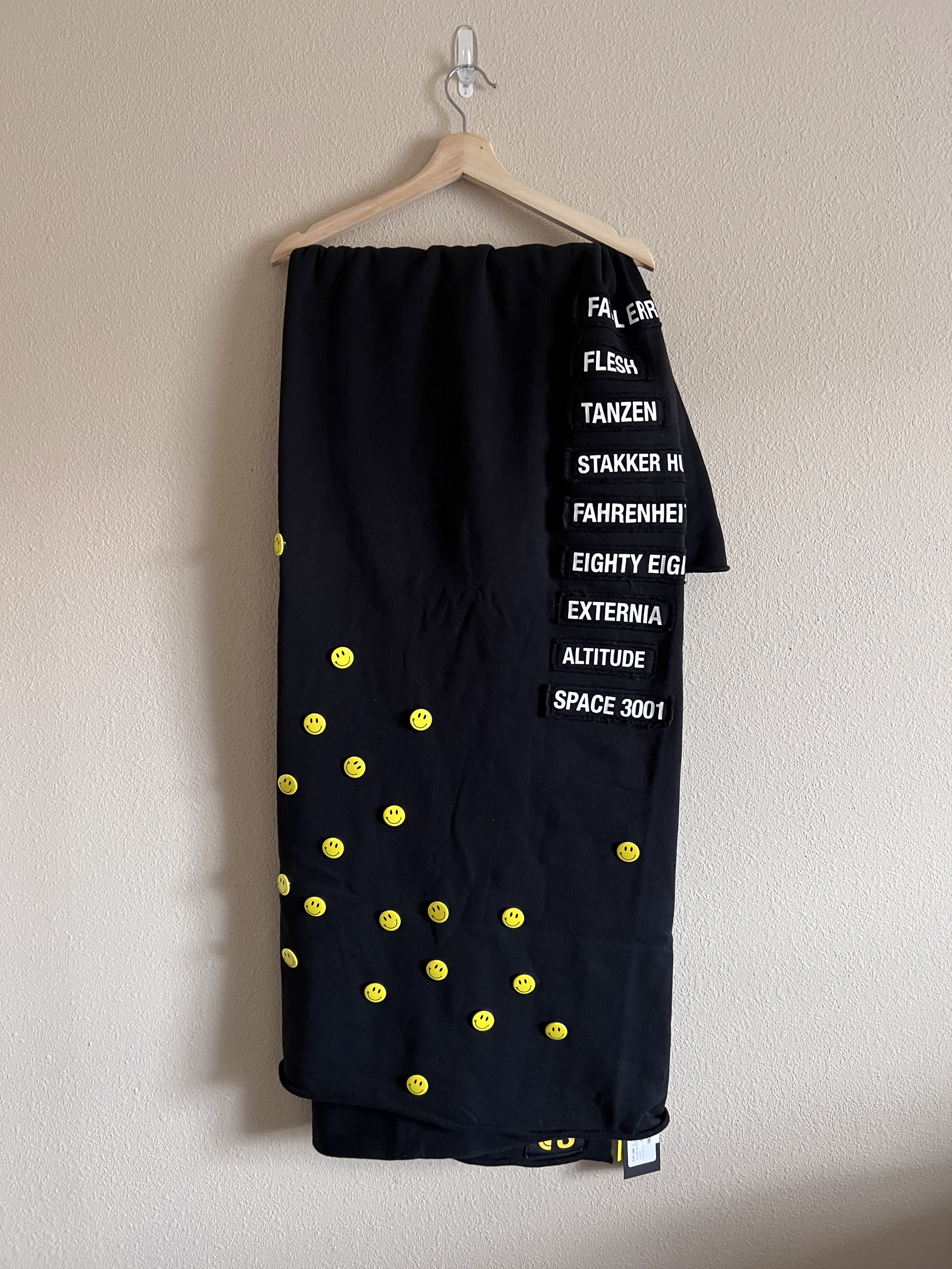 Raf Simons Raf Simons Smiley Pin Cotton Throw Blanket Size ONE SIZE - 1 Thumbnail