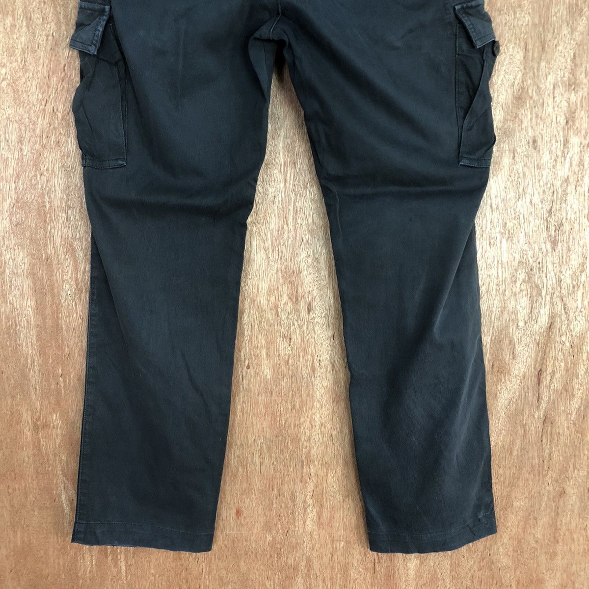 Japanese Brand D Uniqlo Black Multipocket Cargo Pants #2632 Size US 32 / EU 48 - 11 Thumbnail