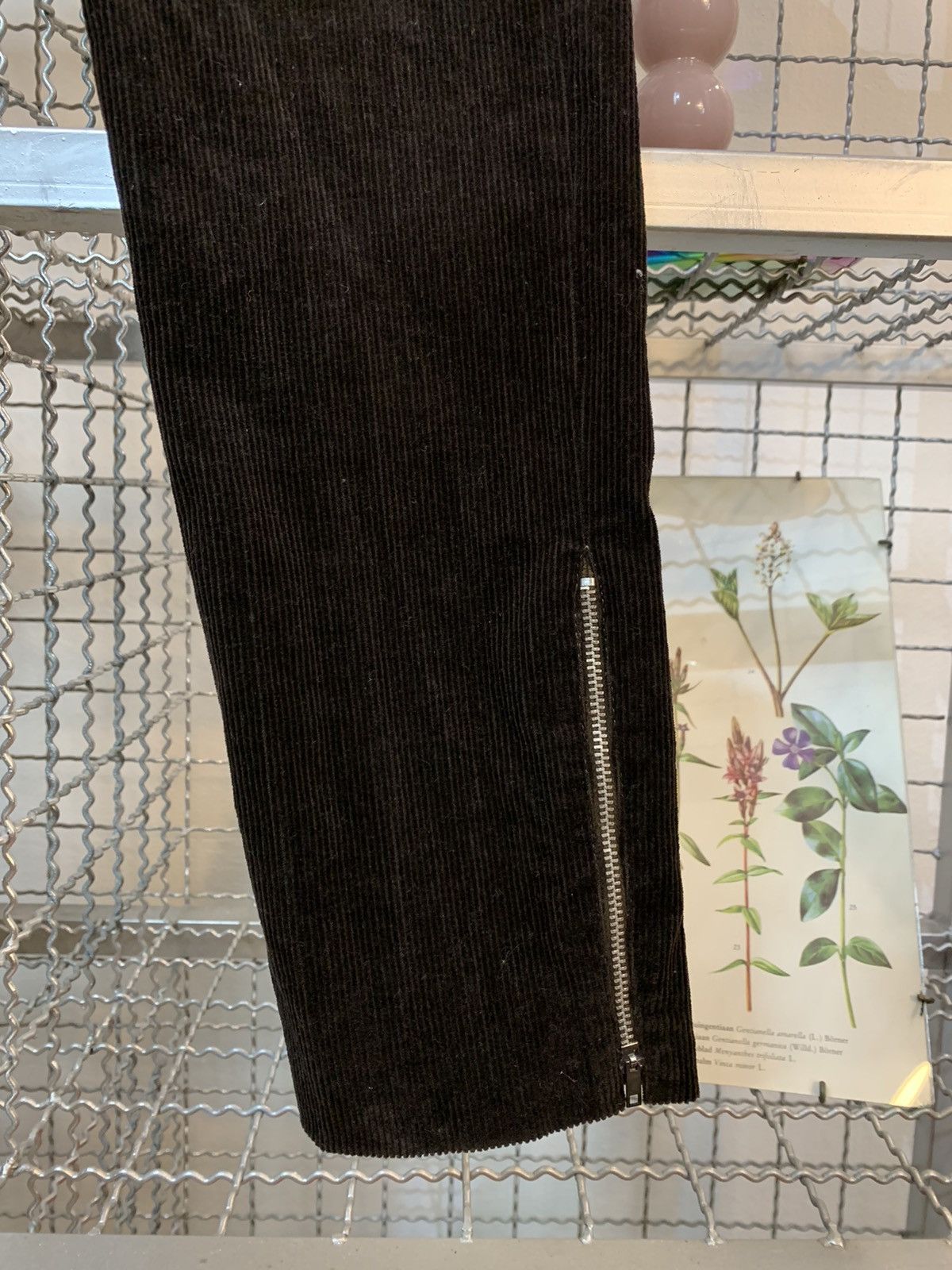 Balenciaga Balenciaga Corduroy Pants Size US 29 - 12 Thumbnail