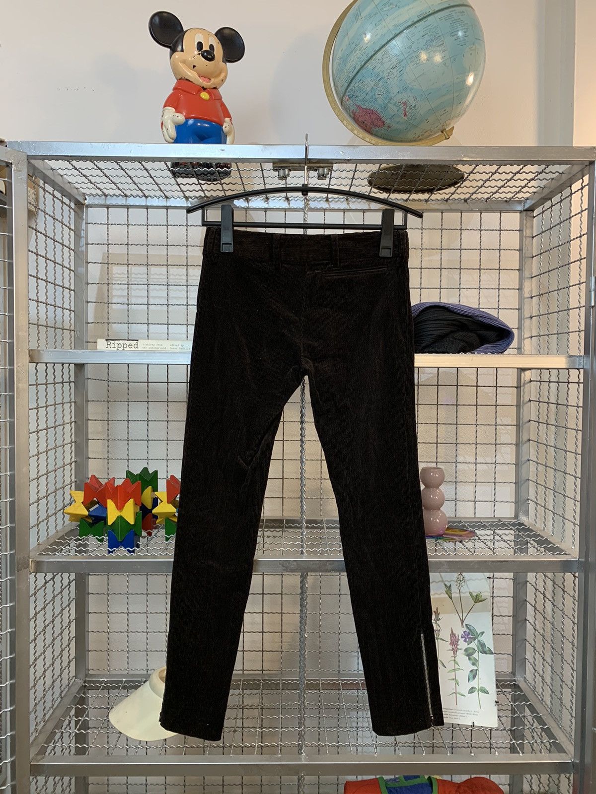 Balenciaga Balenciaga Corduroy Pants Size US 29 - 8 Thumbnail
