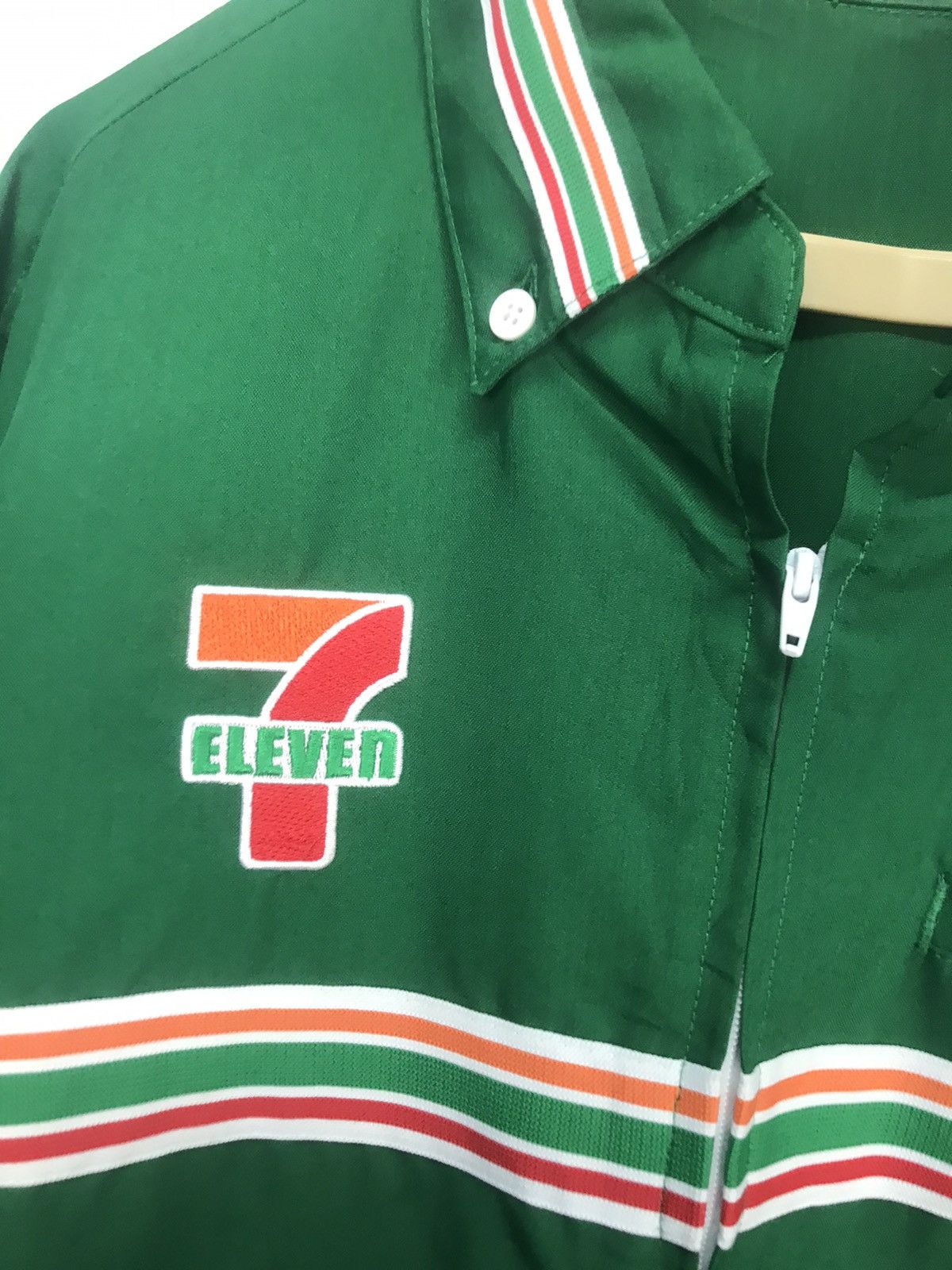 Japanese Brand × Vintage Vintage 7 eleven spellout zipper shirt Size US L / EU 52-54 / 3 - 4 Thumbnail