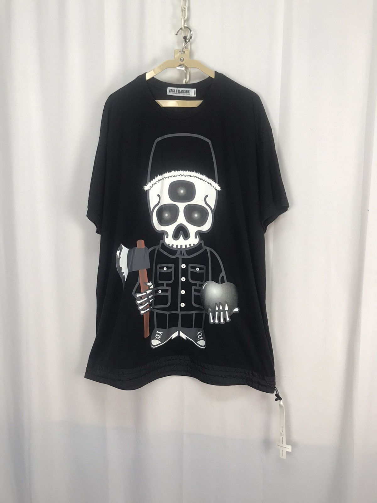 Japanese Brand Back in black printed tshirt by devil nut under the flag Size US L / EU 52-54 / 3 - 10 Thumbnail