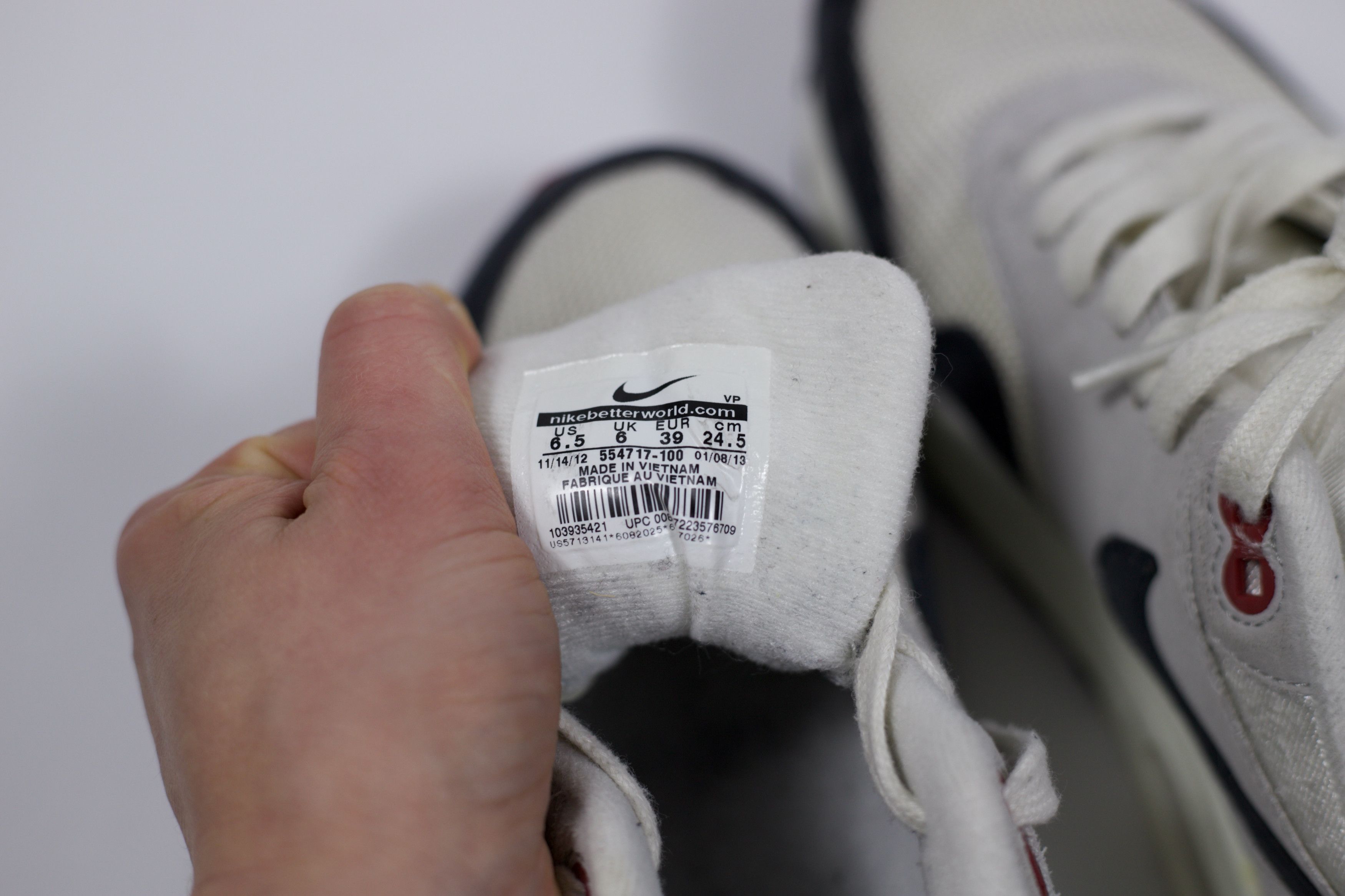 Nike 2013 Nike Air Max 1 Sail Dark Obsidian Size US 6.5 / EU 39-40 - 12 Thumbnail
