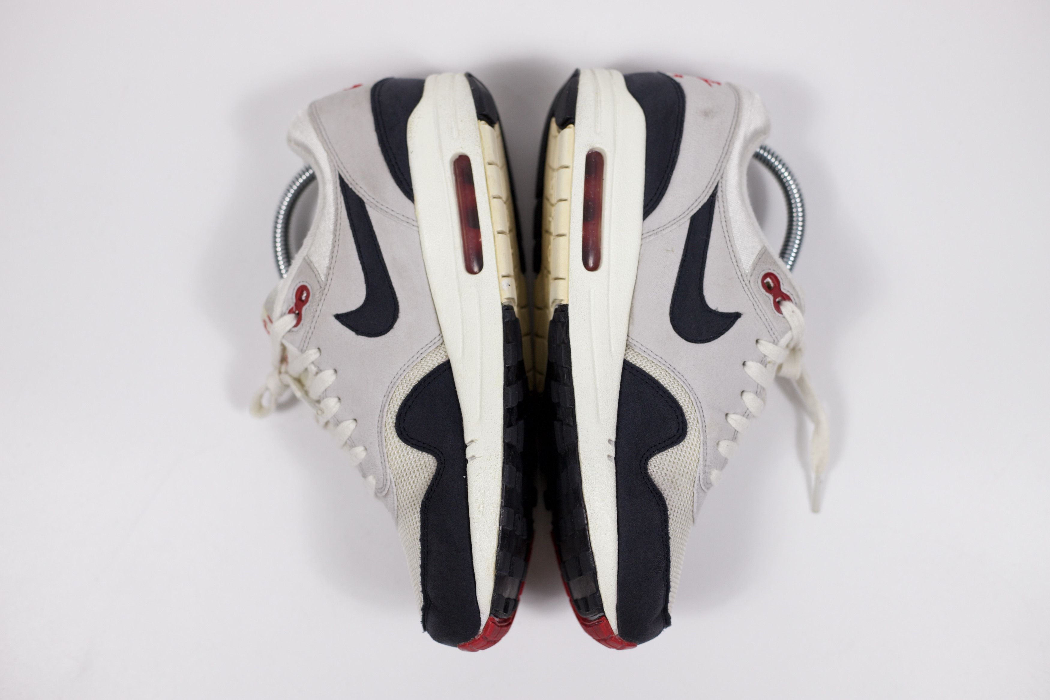 Nike 2013 Nike Air Max 1 Sail Dark Obsidian Size US 6.5 / EU 39-40 - 3 Thumbnail