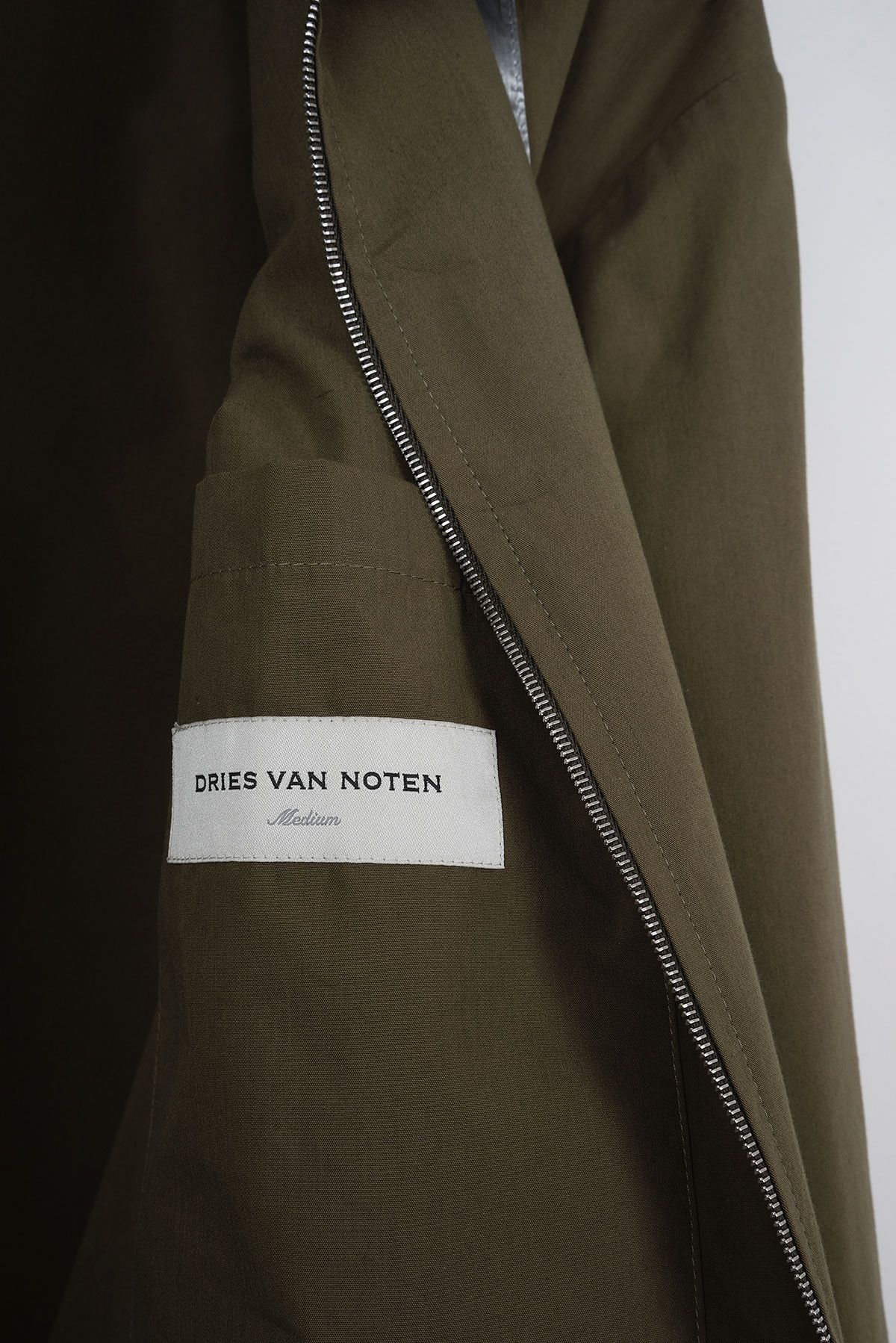 Dries Van Noten 2021 HOODED LIGHT RAINCOAT JACKET Size US M / EU 48-50 / 2 - 10 Thumbnail