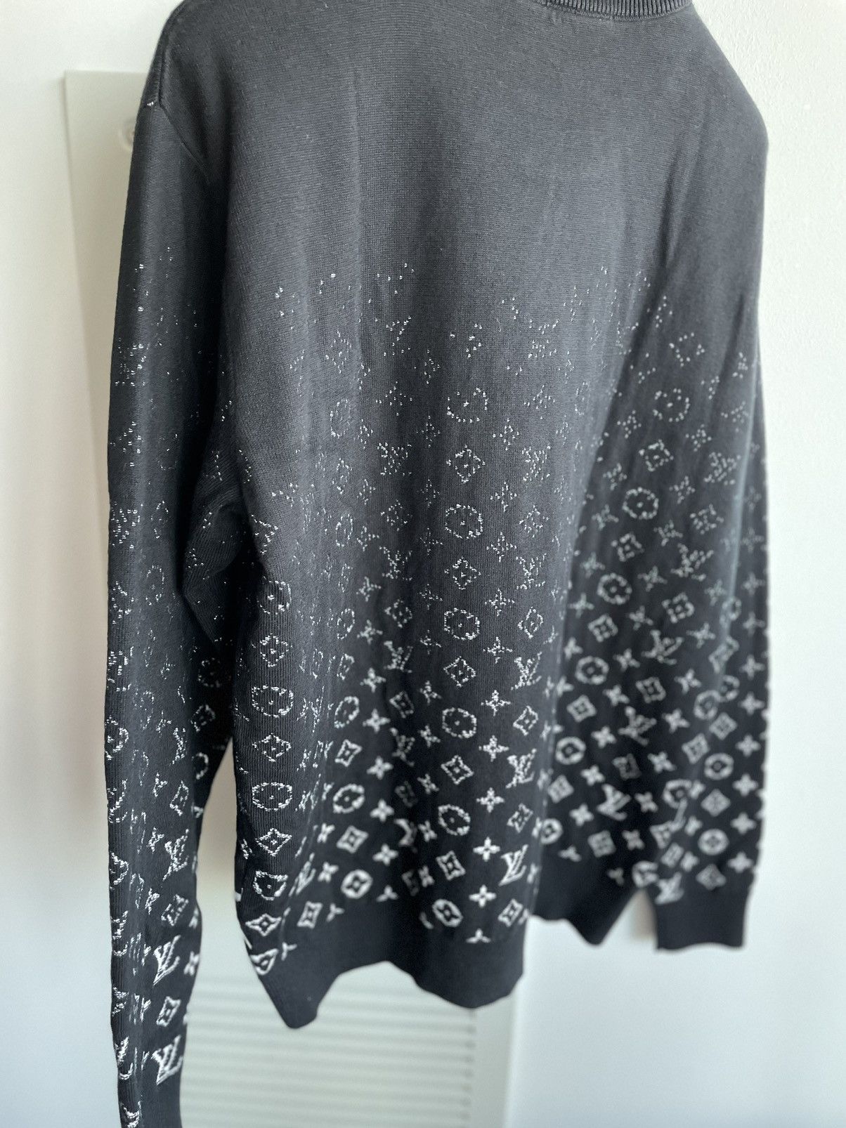 Louis Vuitton Brand New Limited Edition Runway Monogram LV Logo Sweater Size US L / EU 52-54 / 3 - 25 Thumbnail