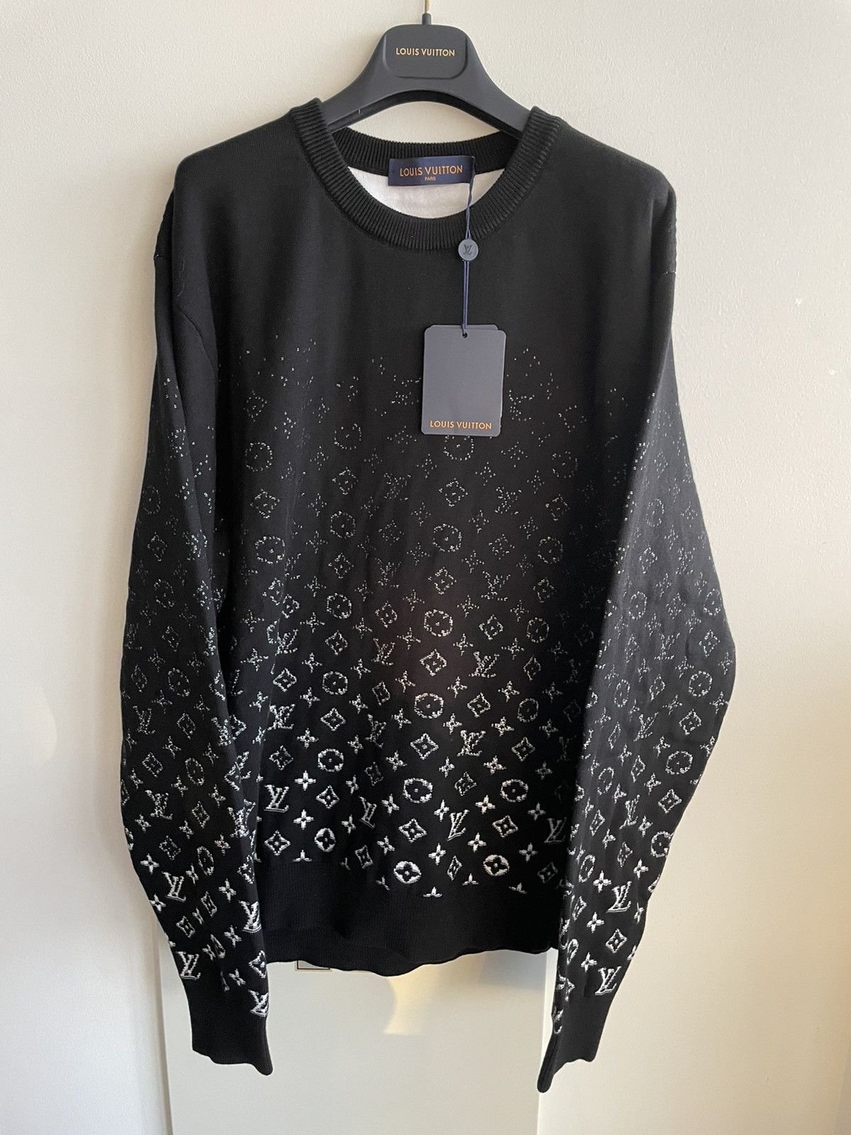 Louis Vuitton Brand New Limited Edition Runway Monogram LV Logo Sweater Size US L / EU 52-54 / 3 - 3 Thumbnail