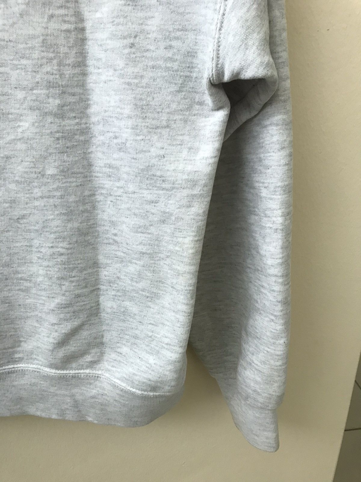 Russell Athletic Vintage 🔥 UNICEF x FIFA x Russel Distressed Sweatshirt Size US M / EU 48-50 / 2 - 12 Thumbnail