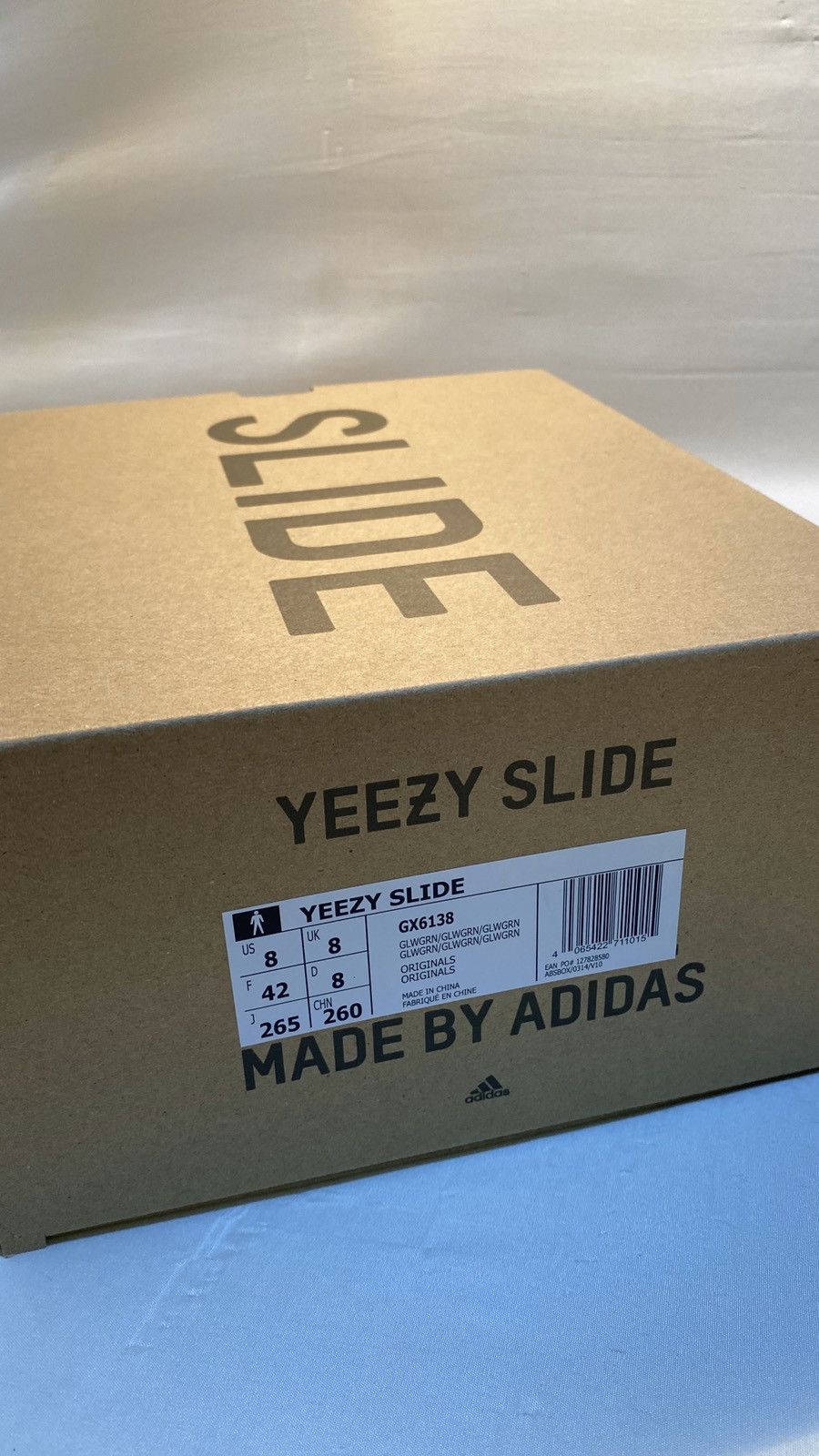 Adidas × Kanye West Yeezy slide 8us Size US 8 / EU 41 - 17 Thumbnail