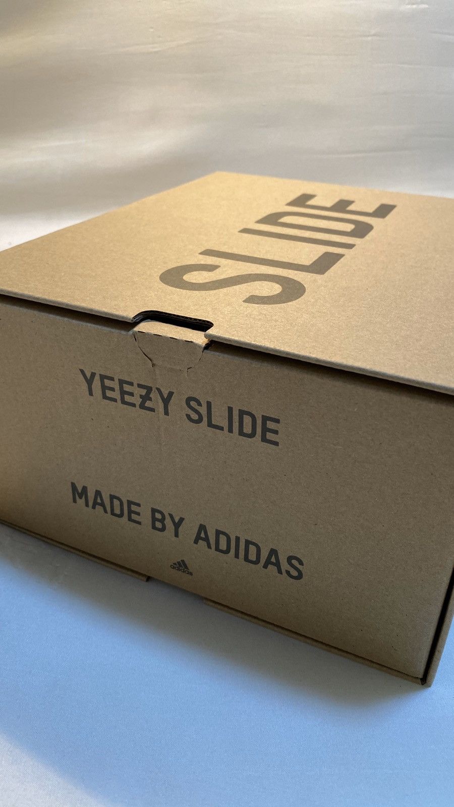 Adidas × Kanye West Yeezy slide 8us Size US 8 / EU 41 - 16 Thumbnail