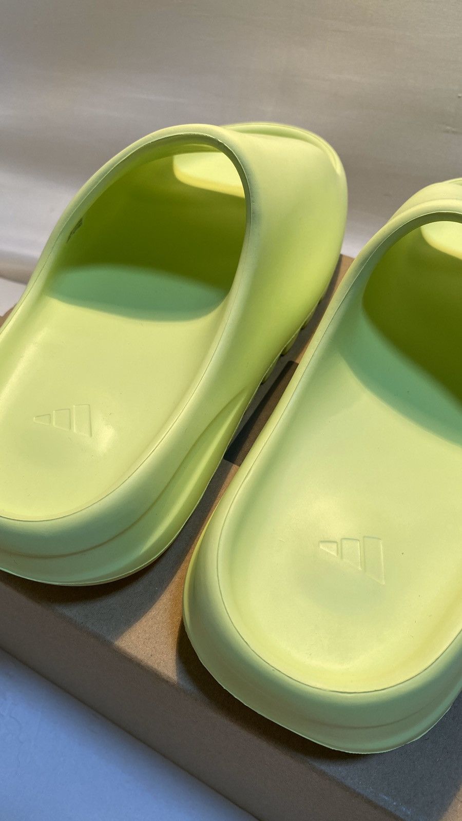 Adidas × Kanye West Yeezy slide 8us Size US 8 / EU 41 - 5 Thumbnail