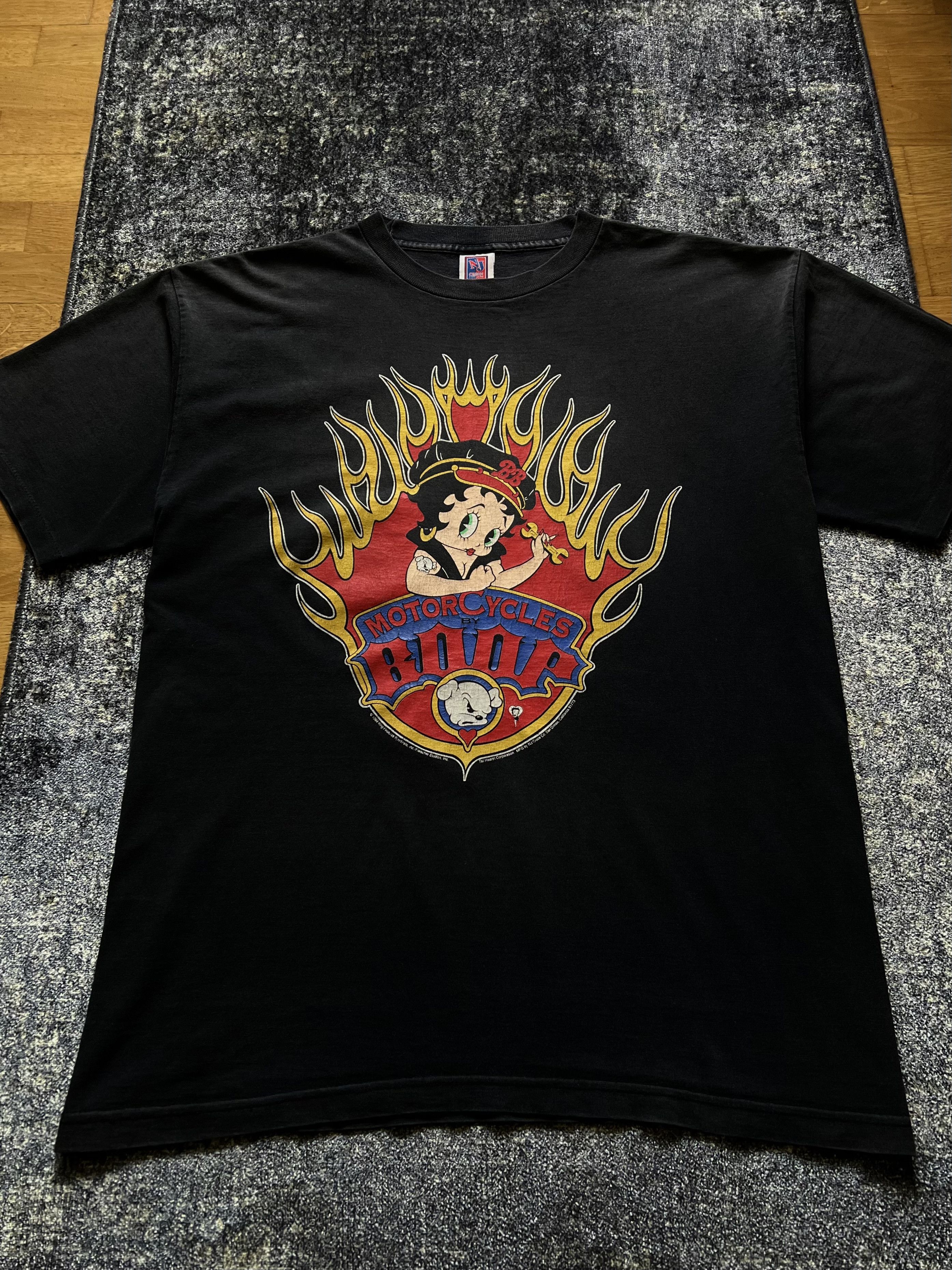 Vintage 90s Vintage 1994 Betty Boop Motorcycles Flame Graphic Shirt Size US XL / EU 56 / 4 - 3 Thumbnail