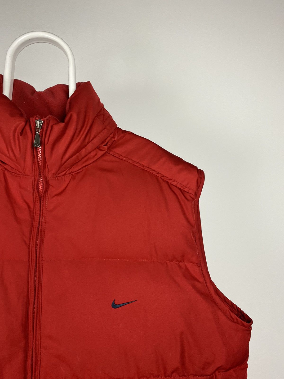 Nike × Vintage Nike vintage red puffer vest small swoosh duck down 2000s Size US XL / EU 56 / 4 - 2 Thumbnail