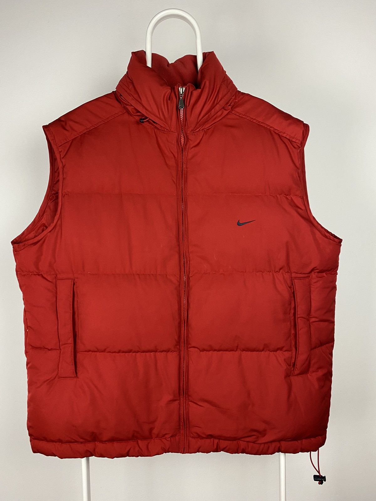 Nike × Vintage Nike vintage red puffer vest small swoosh duck down 2000s Size US XL / EU 56 / 4 - 1 Thumbnail