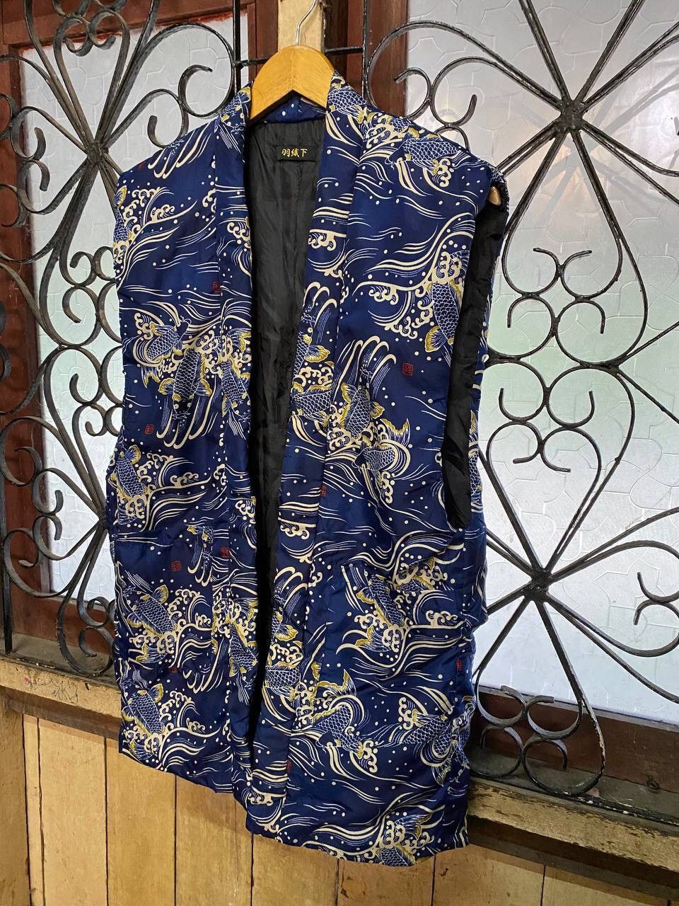 Japanese Brand VINTAGE SLEVELESS KOI FISH FULLPRINT Size US S / EU 44-46 / 1 - 8 Thumbnail