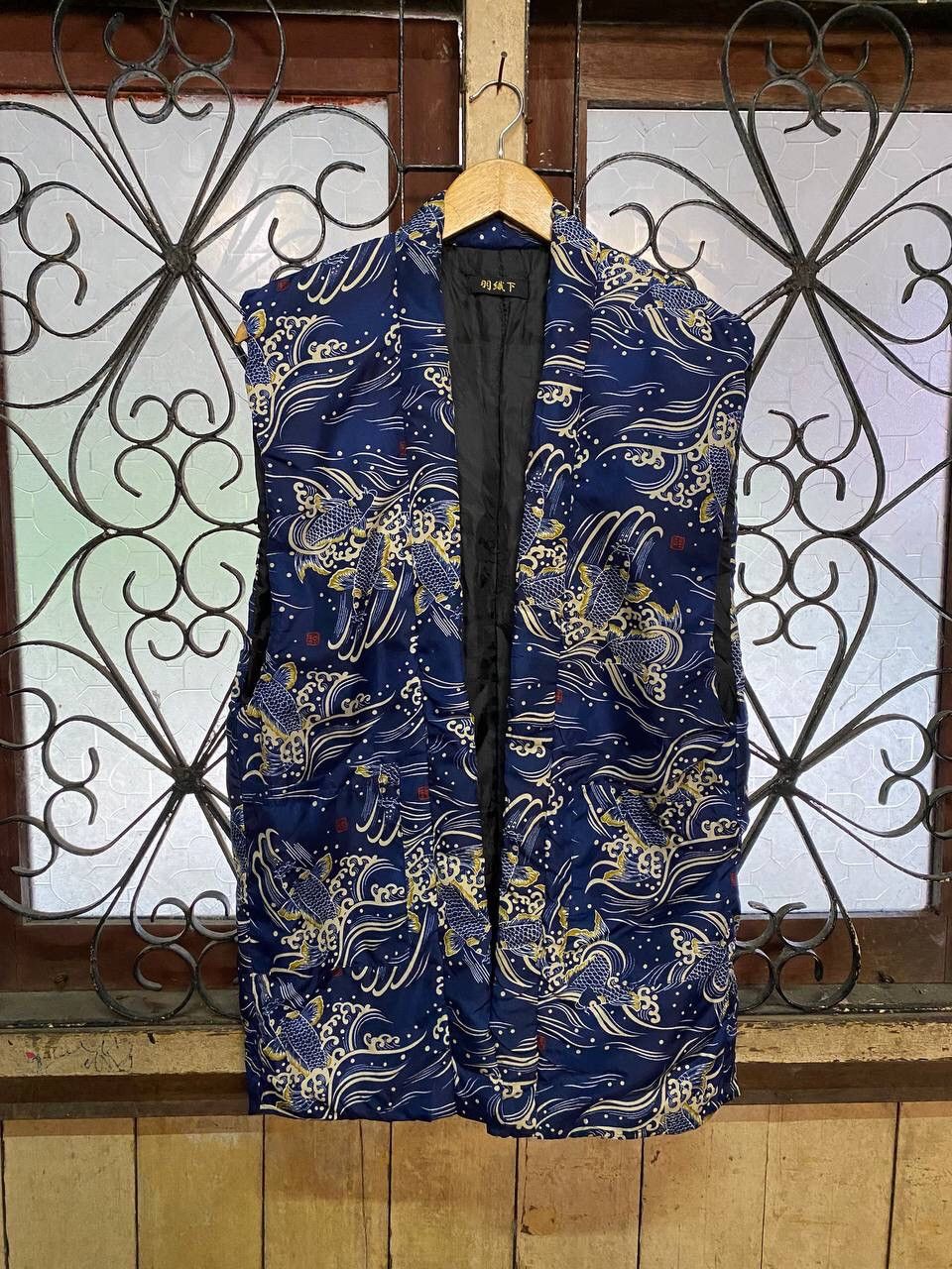 Japanese Brand VINTAGE SLEVELESS KOI FISH FULLPRINT Size US S / EU 44-46 / 1 - 6 Thumbnail
