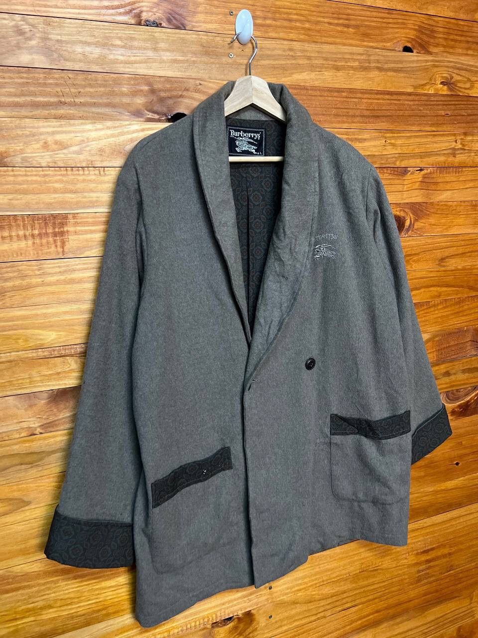Burberry VINTAGE BURBERRY WOOL SHAWL COLLAR JACKET Size US L / EU 52-54 / 3 - 2 Thumbnail