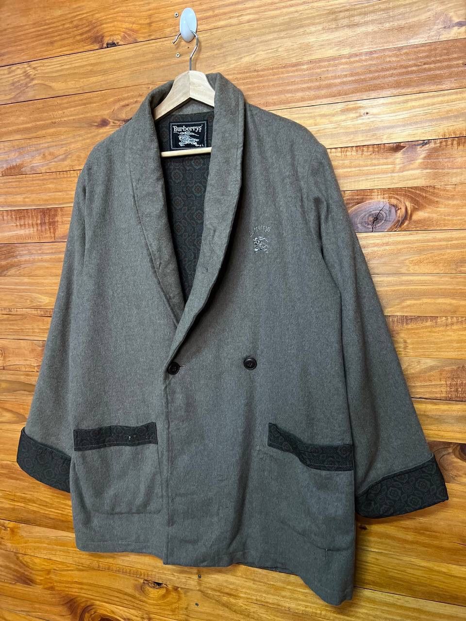Burberry VINTAGE BURBERRY WOOL SHAWL COLLAR JACKET Size US L / EU 52-54 / 3 - 3 Thumbnail