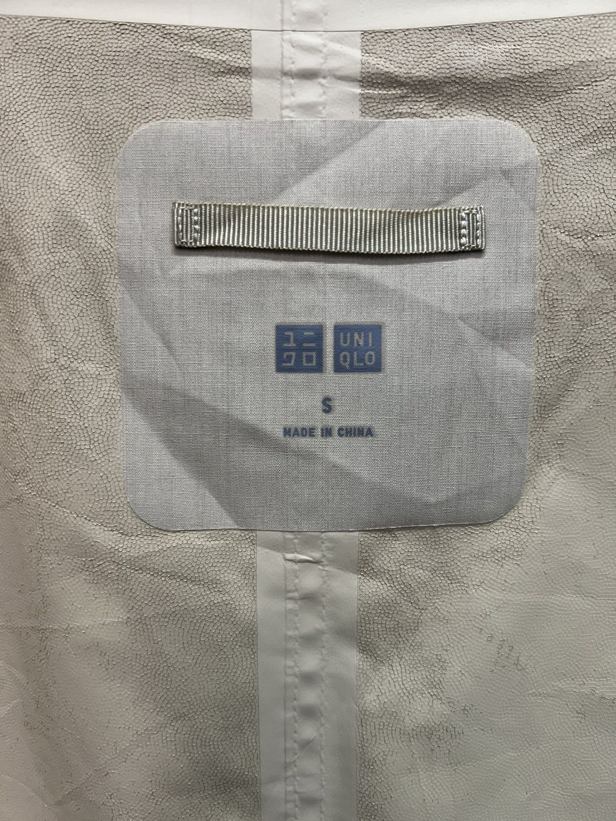 Japanese Brand ARCHIVE UNIQLO PARKAS WATERPROOF WITH HOODIE Size US S / EU 44-46 / 1 - 16 Thumbnail