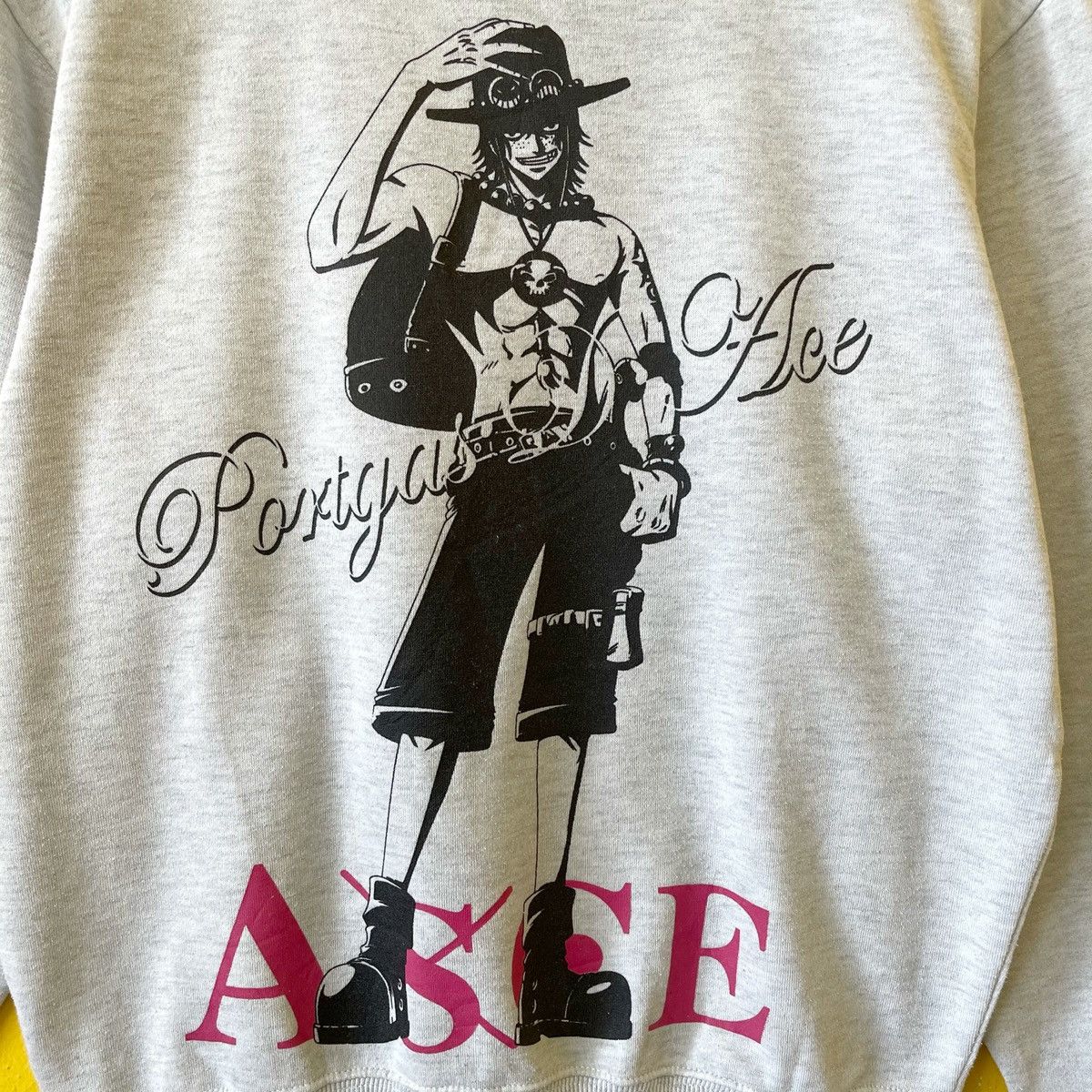 Anime Vintage One Piece Big Logo Crewneck Sweatshirt Size M Size US M / EU 48-50 / 2 - 5 Thumbnail