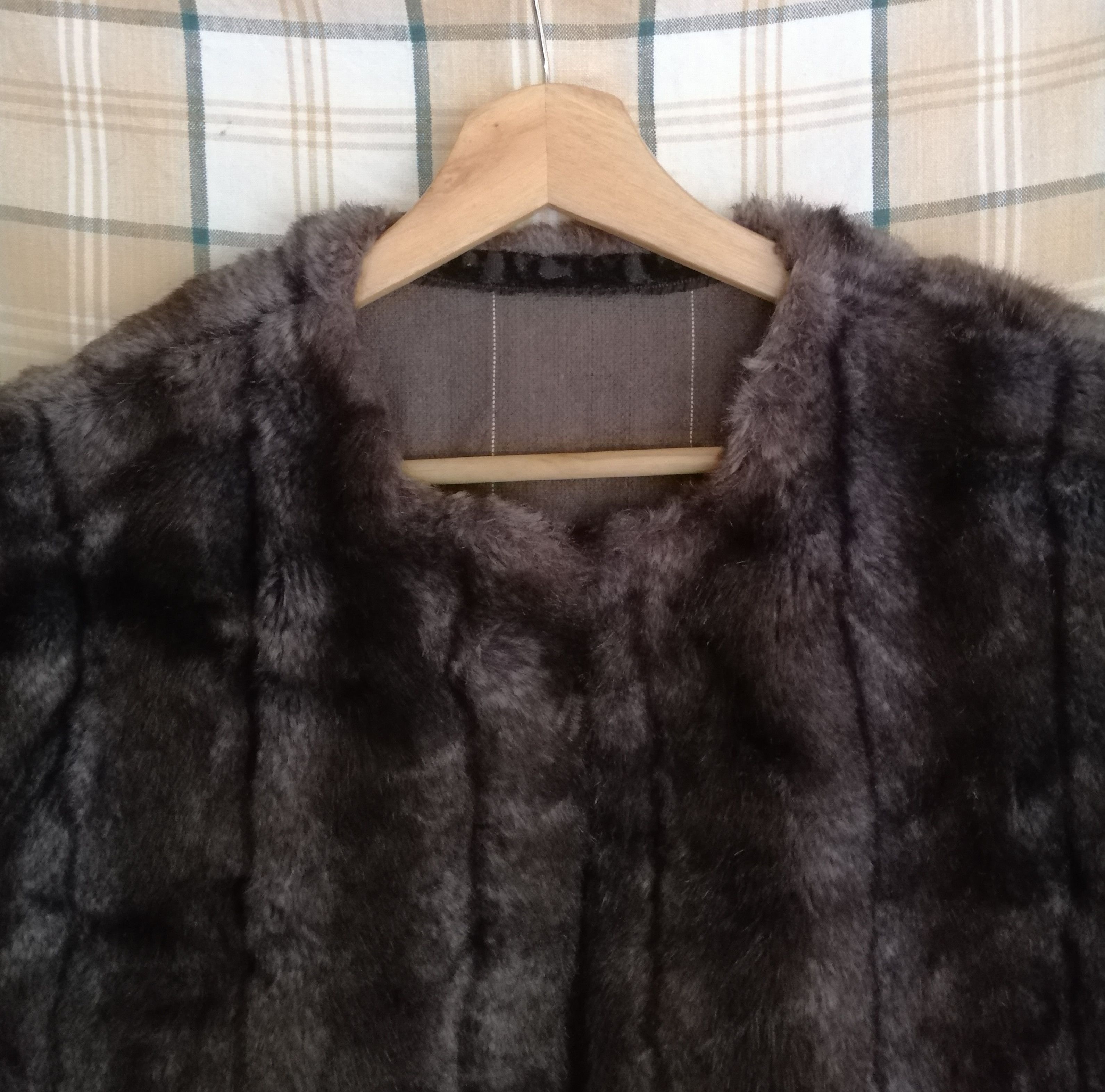 Fashion Victim Vintage Sleeveless Faux Fur Vest Jacket Size ONE SIZE - 4 Thumbnail