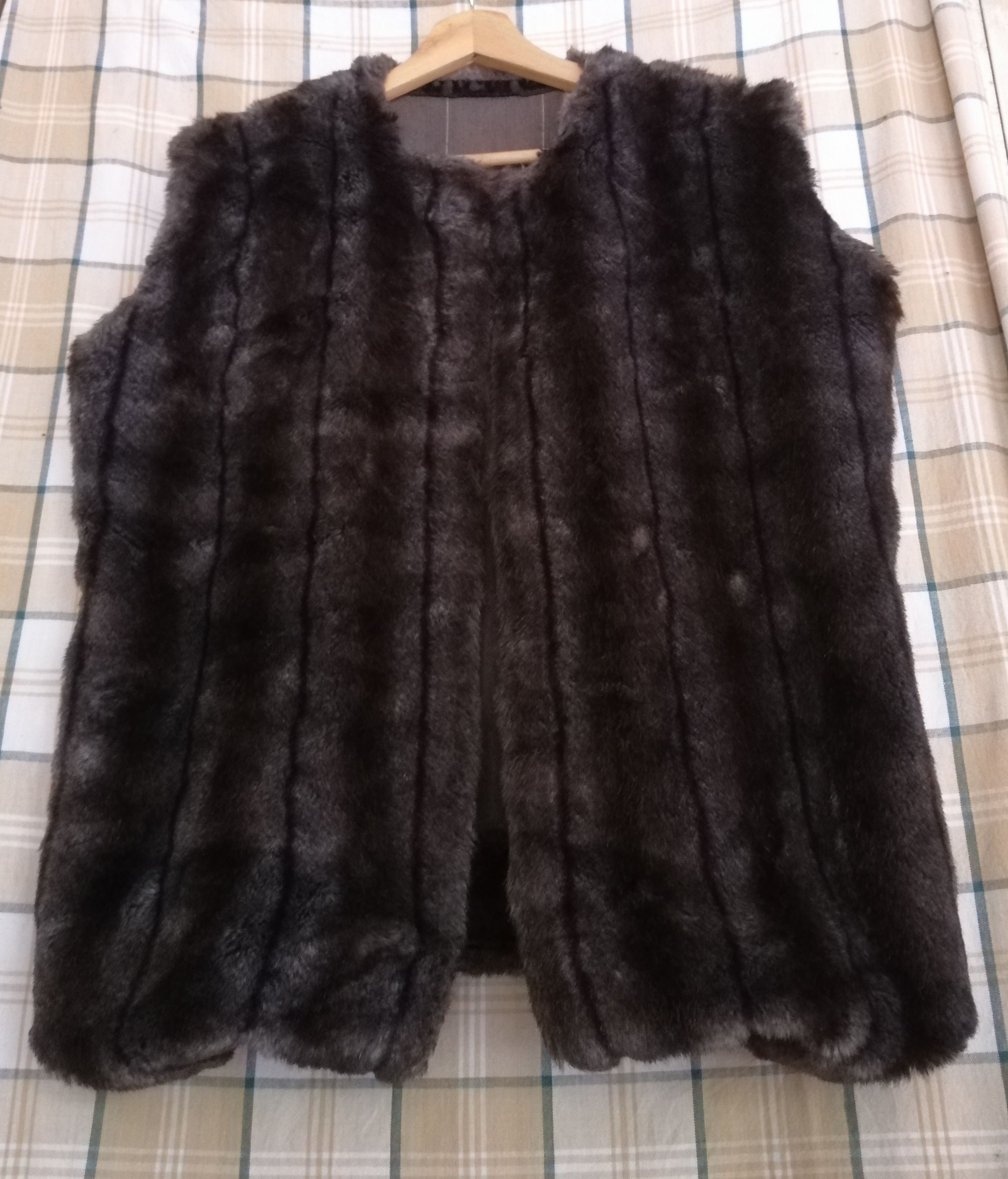 Fashion Victim Vintage Sleeveless Faux Fur Vest Jacket Size ONE SIZE - 2 Thumbnail