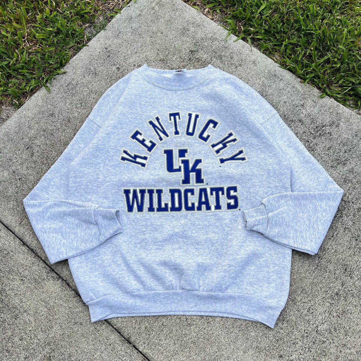 Vintage Vintage 90s University of Kentucky Wildcats Sweatshirt Size US XXL / EU 58 / 5 - 1 Thumbnail