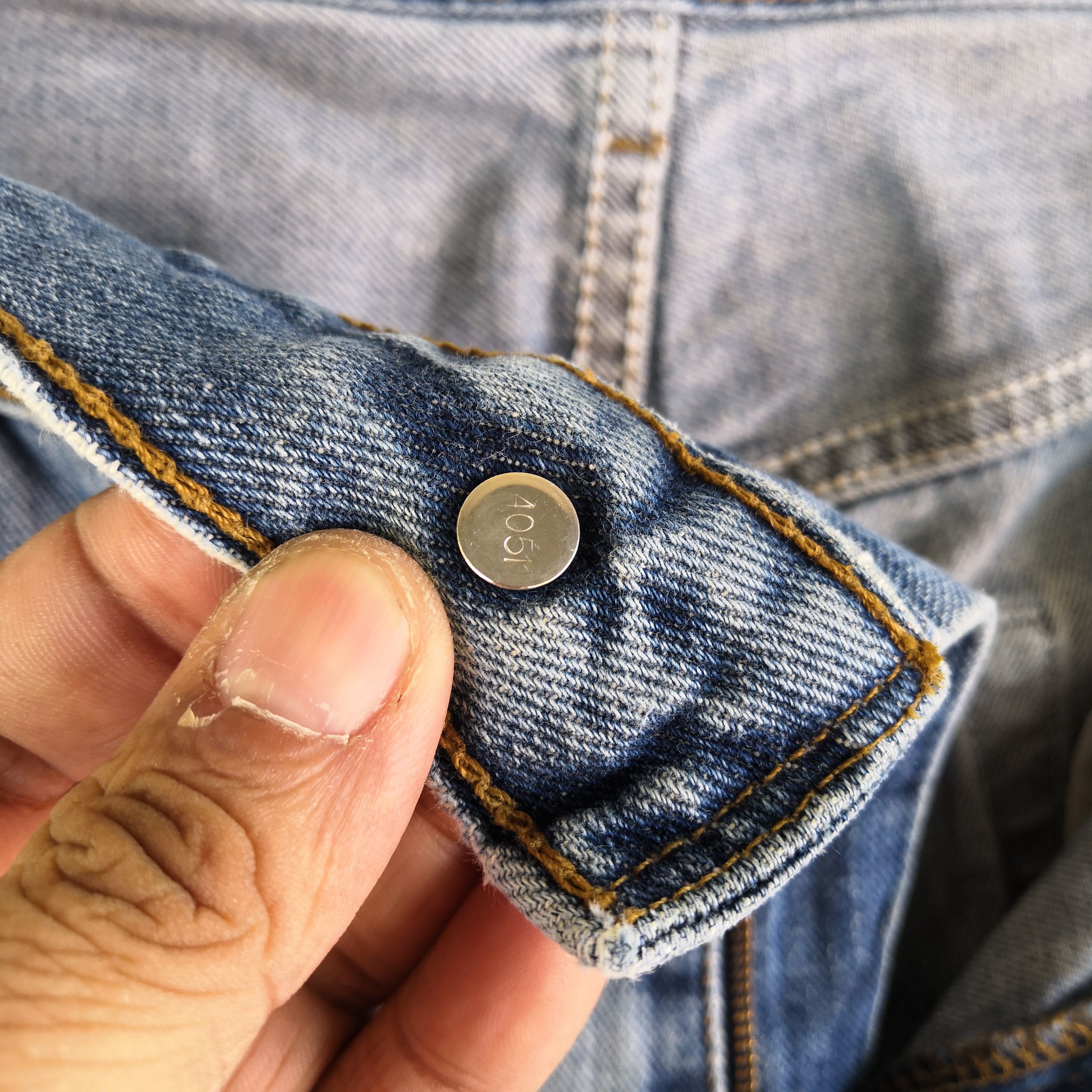 Levi's Vintage Levi's Distressed Jeans Levis 505 Light Wash Denim Size US 34 / EU 50 - 11 Thumbnail