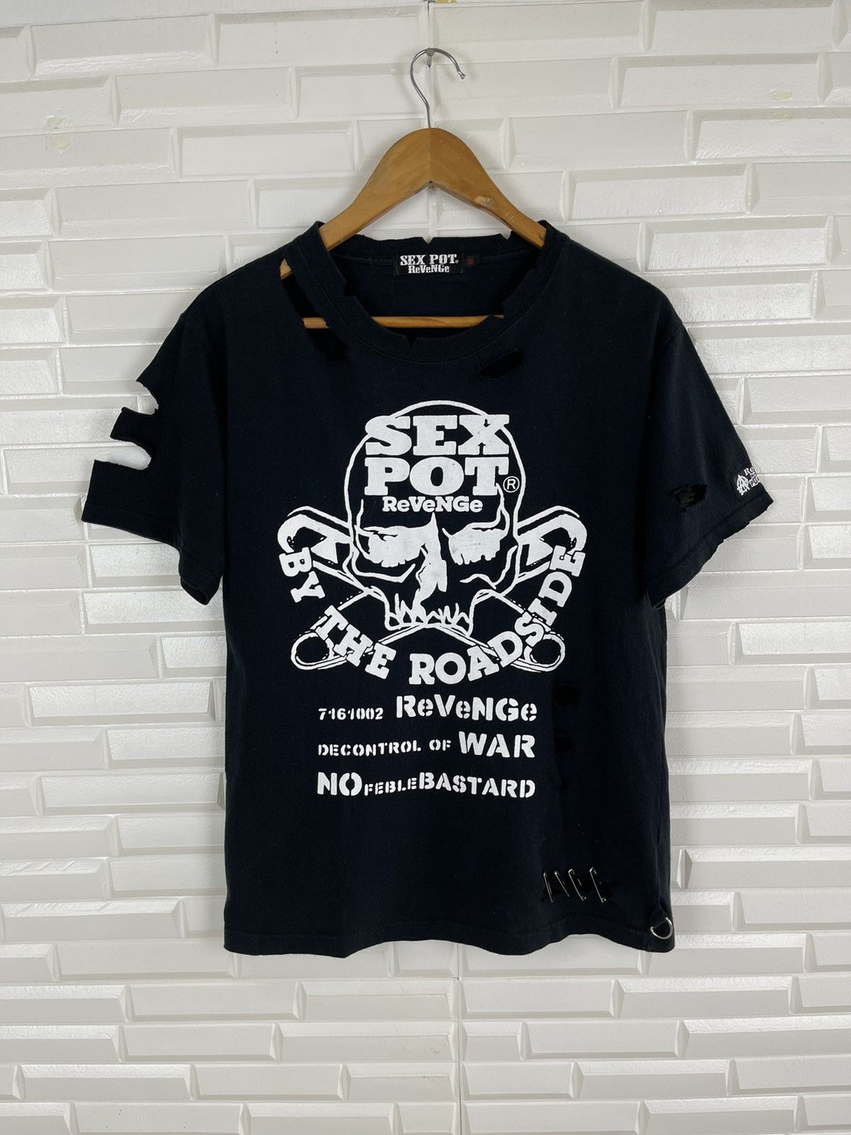 Japanese Brand 🔥SUMMER SALE 🔥Sex Pot Revenge Punk Style Seditionaries Tee Size US M / EU 48-50 / 2 - 7 Thumbnail