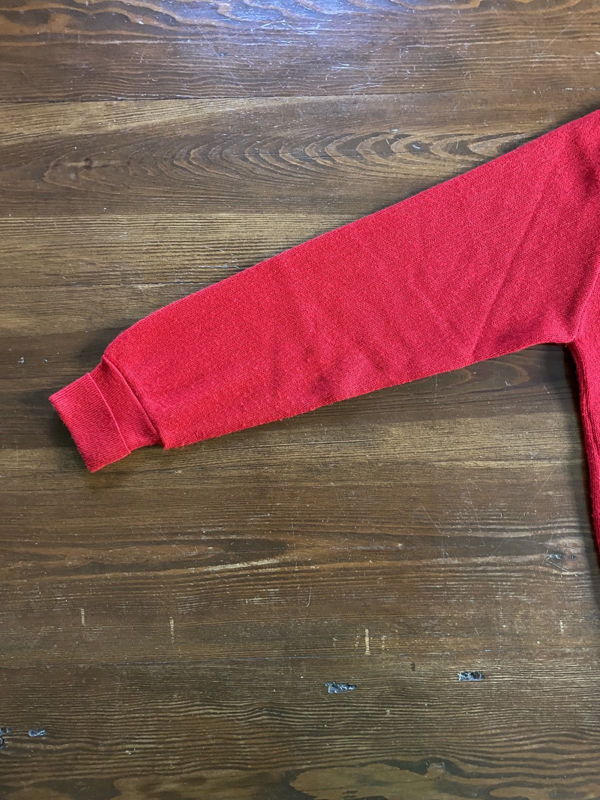 Lacoste Vintage 70’s Lacoste Red V-Neck Knit Sweater Size US L / EU 52-54 / 3 - 8 Thumbnail