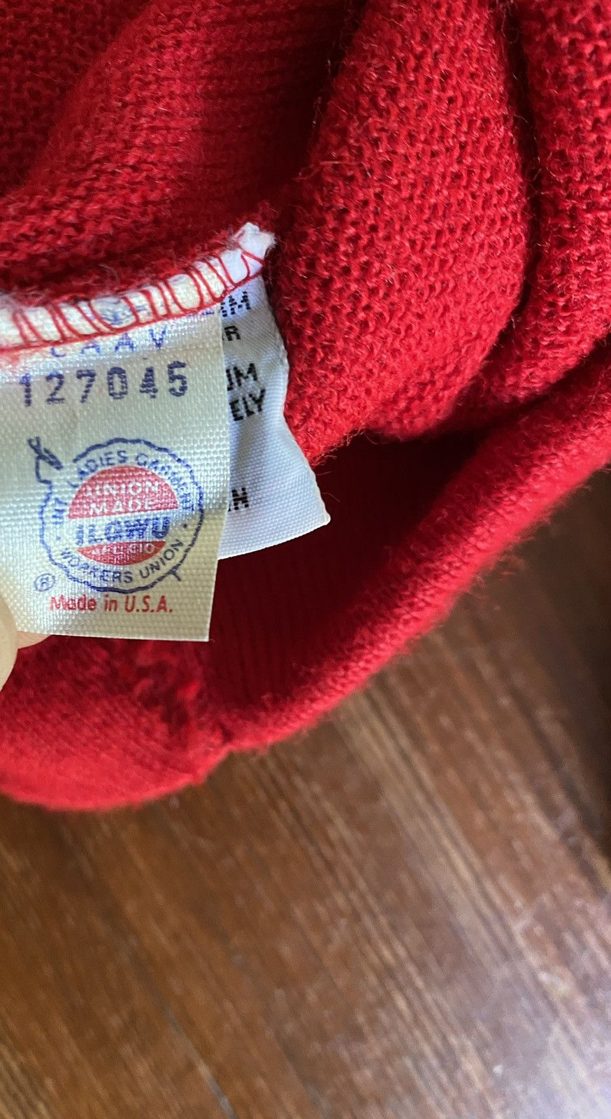 Lacoste Vintage 70’s Lacoste Red V-Neck Knit Sweater Size US L / EU 52-54 / 3 - 5 Thumbnail