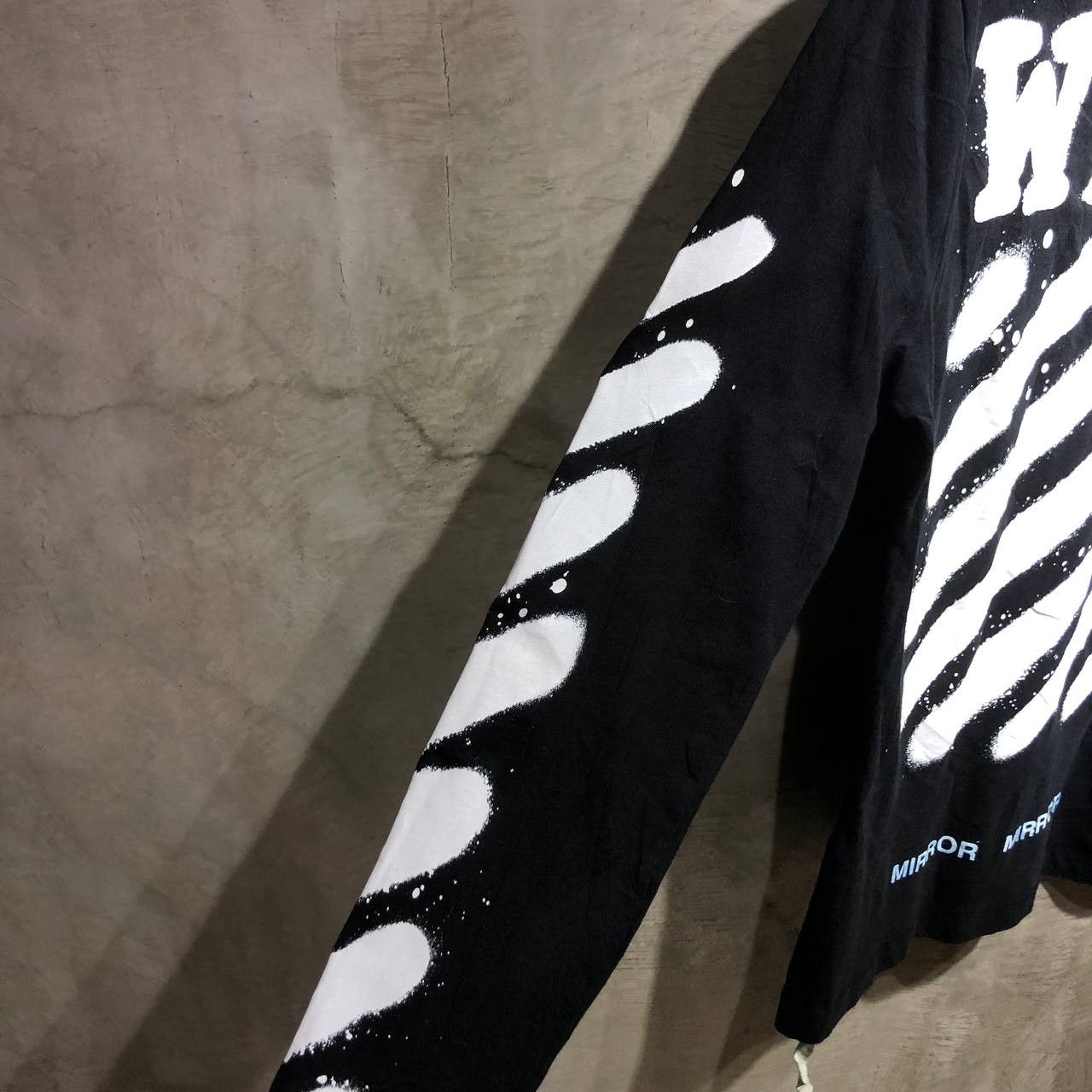 Off-White Off-White Diagonal Spray long sleeves Size US S / EU 44-46 / 1 - 4 Thumbnail