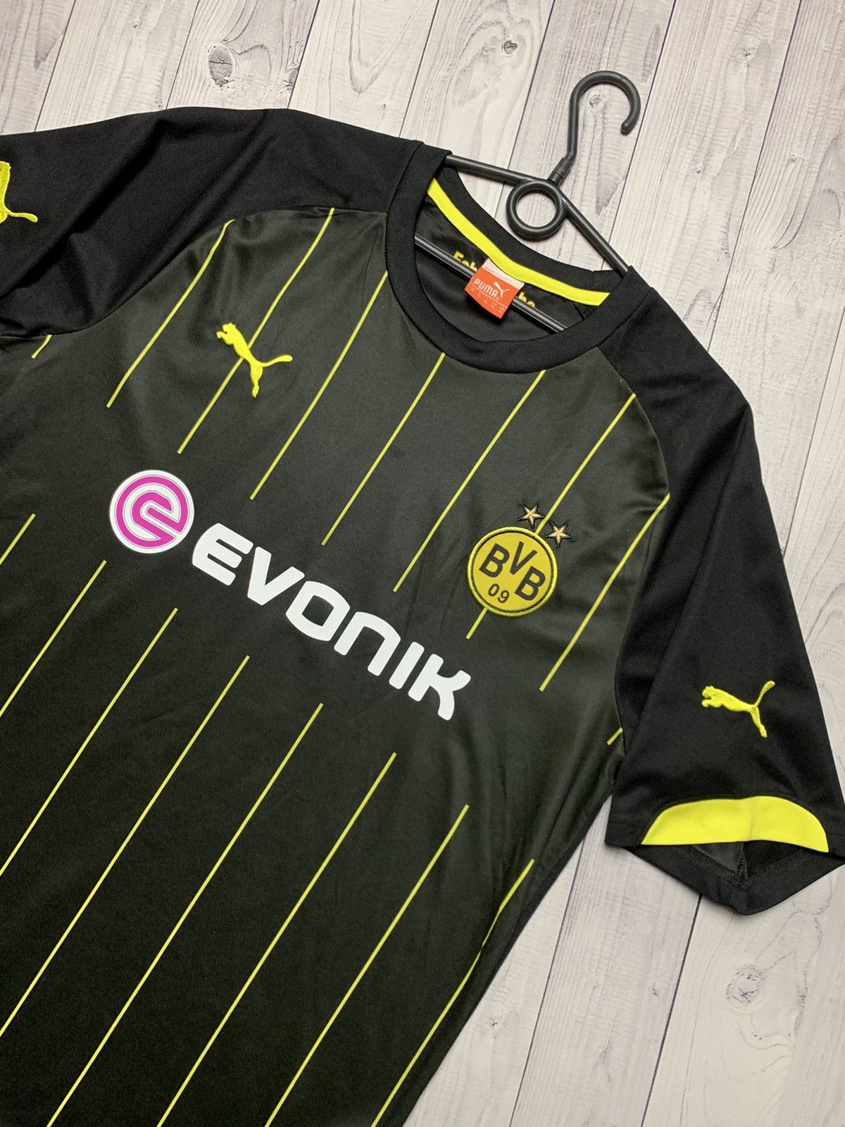 Puma × Vintage Vintage Borussia Dortmund soccer jersey 11 Reus puma size XL Size US XL / EU 56 / 4 - 5 Thumbnail