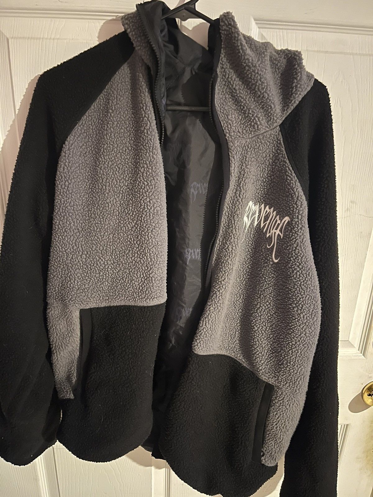 Revenge Revenge Reversible Sherpa zip up jacket Size US L / EU 52-54 / 3 - 4 Thumbnail